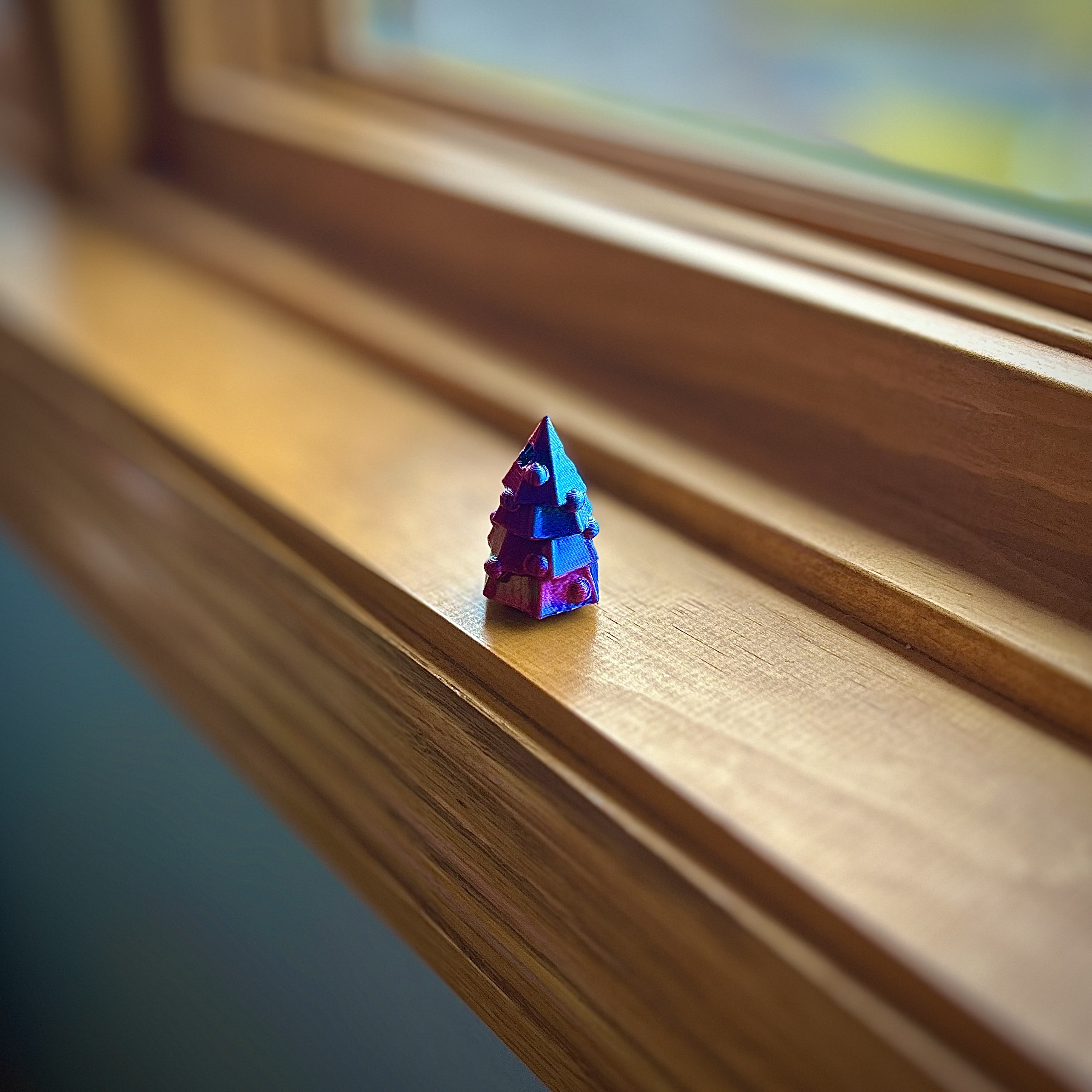 Simple Christmas Tree Keychain