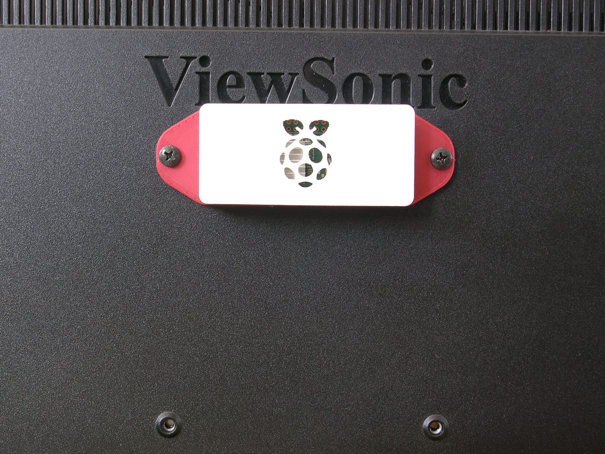 Miniatura 11 do modelo 3D Raspberry Pi Zero simplistic case with logo [Remix]