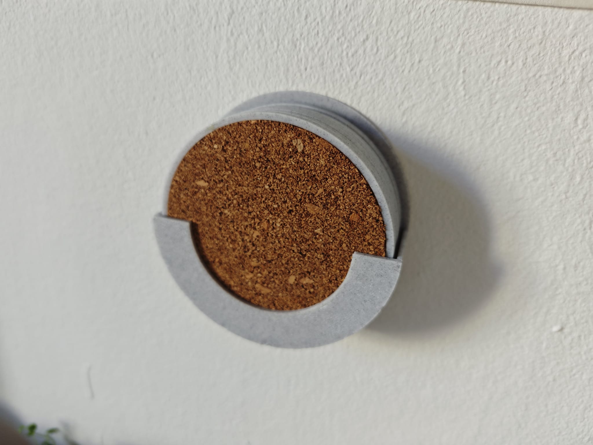 Everydays 012 – Wall-Mounted Coaster Holder