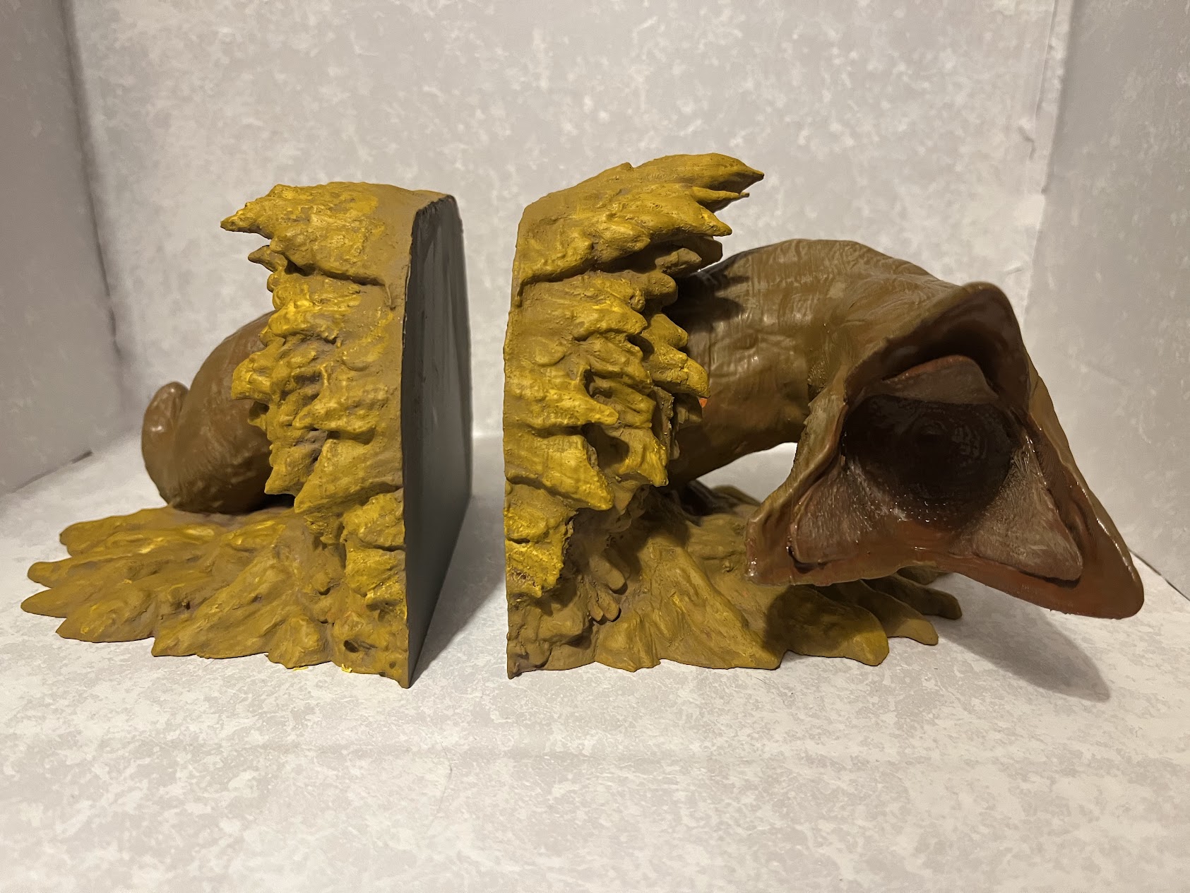 Dune Bookend - Sandworm - Old Movies