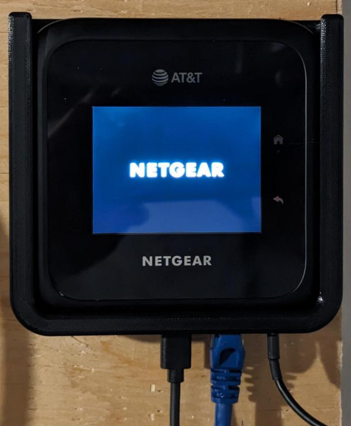 Netgear Nighthawk M6 Pro Wall Mount