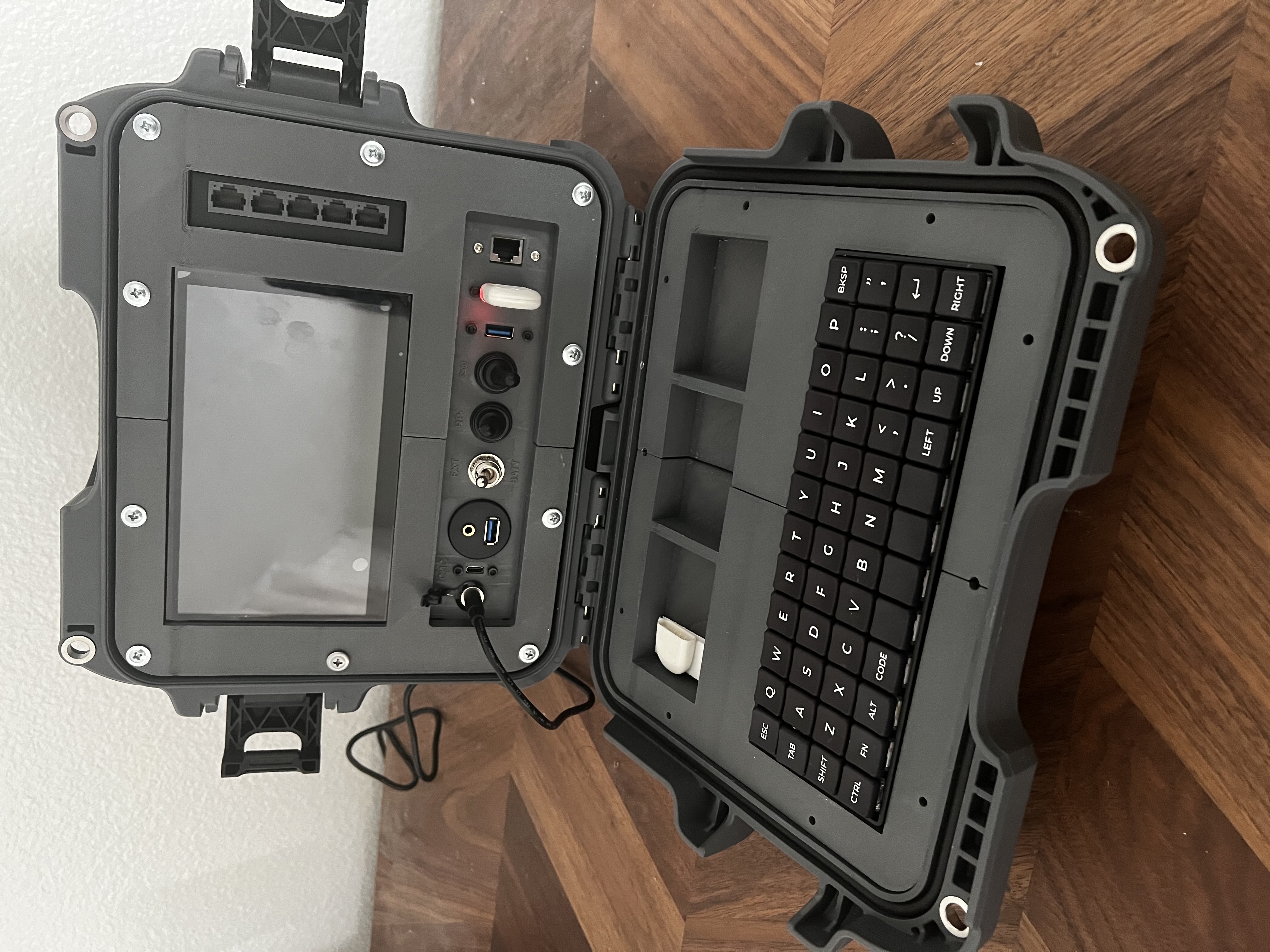 Cyberdeck - Nanuk 905 Base Panel w/ Attachments