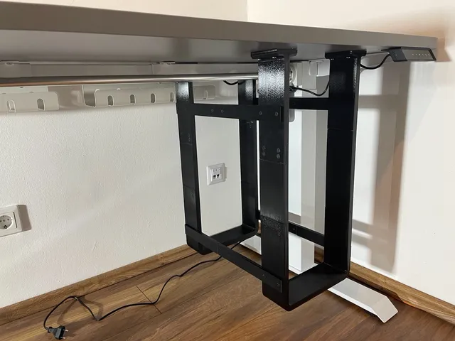 Untertisch PC Halterung / Under Desk Computer Holder