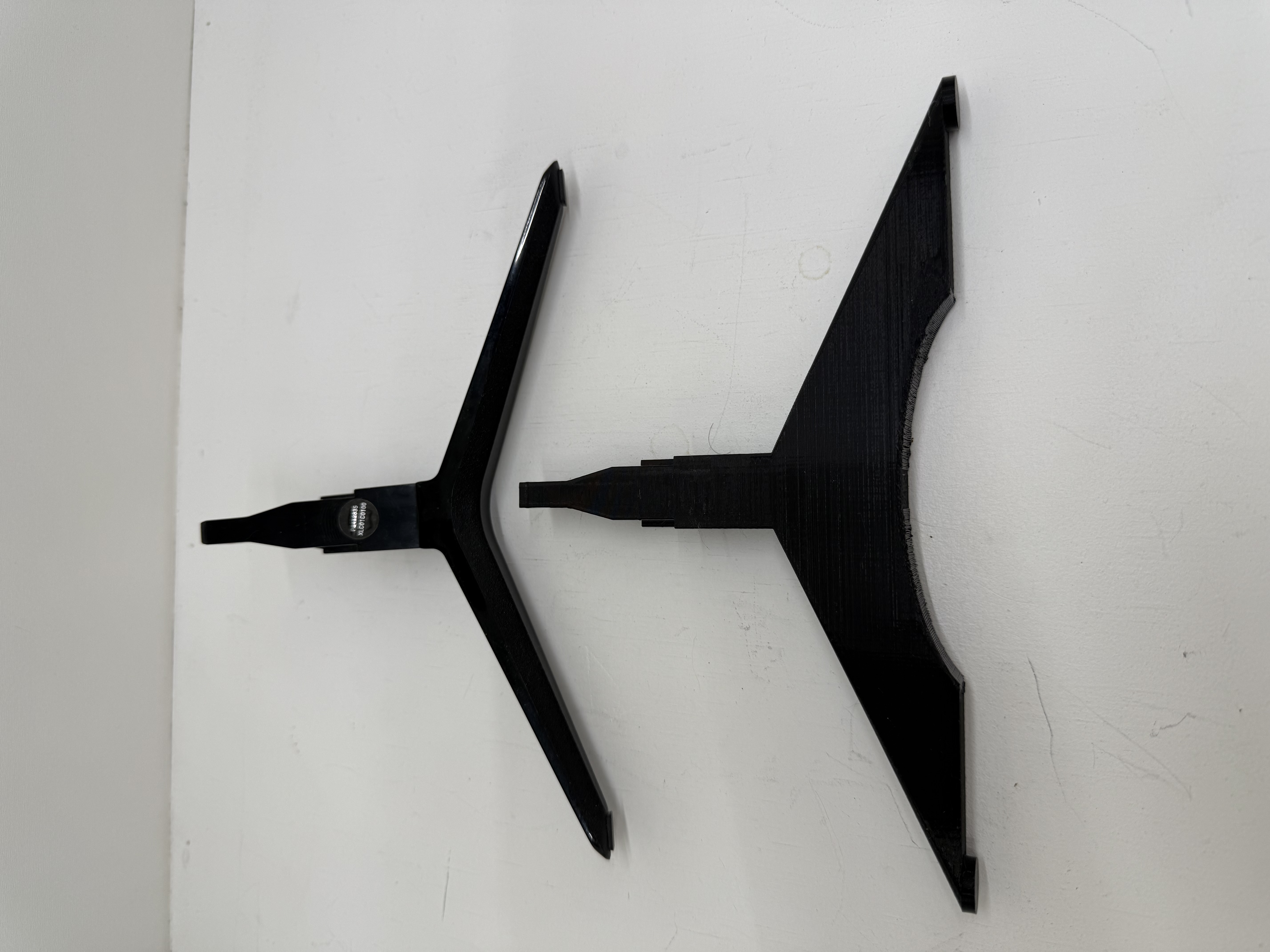 Vizio tv leg P34T2335 XLC01C0100