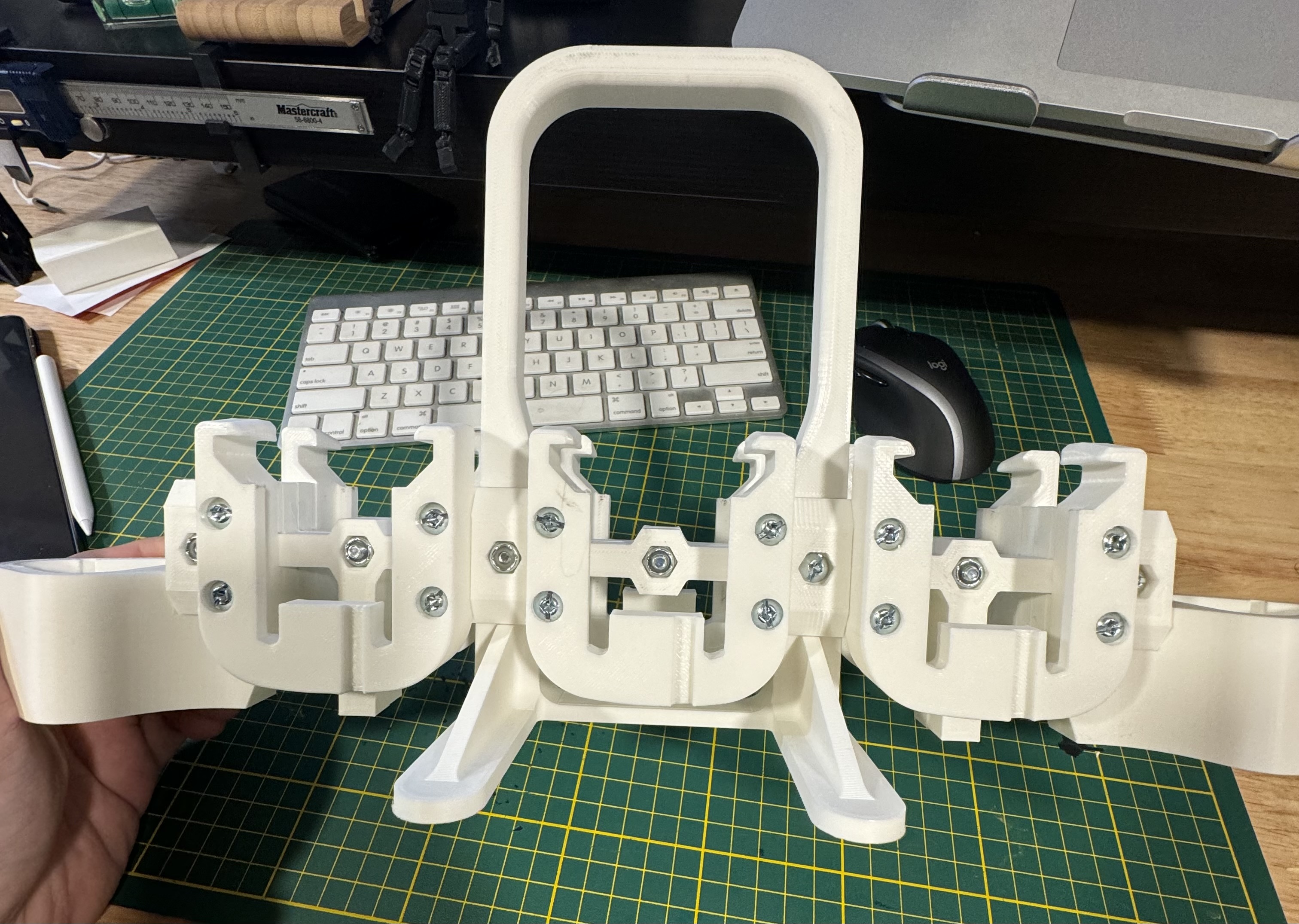 Milwaukee Battery Caddy by PlastiMeld MakerWorld