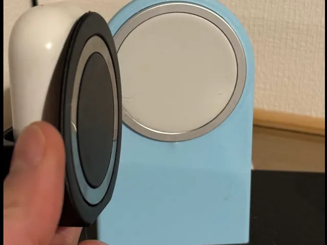 AirPods adaptor for magSafe charger