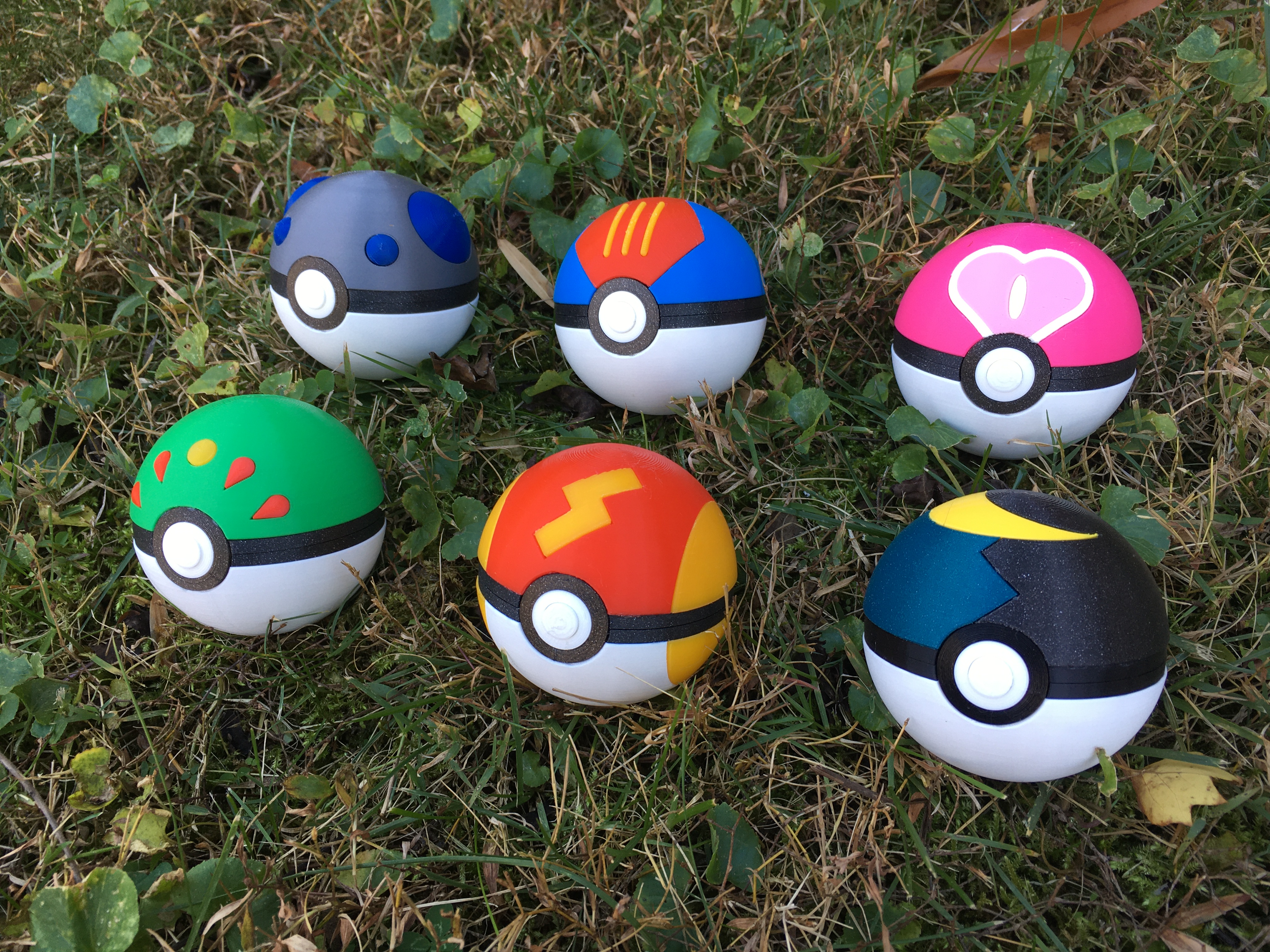 Miniatura 4 do modelo 3D Pokeball