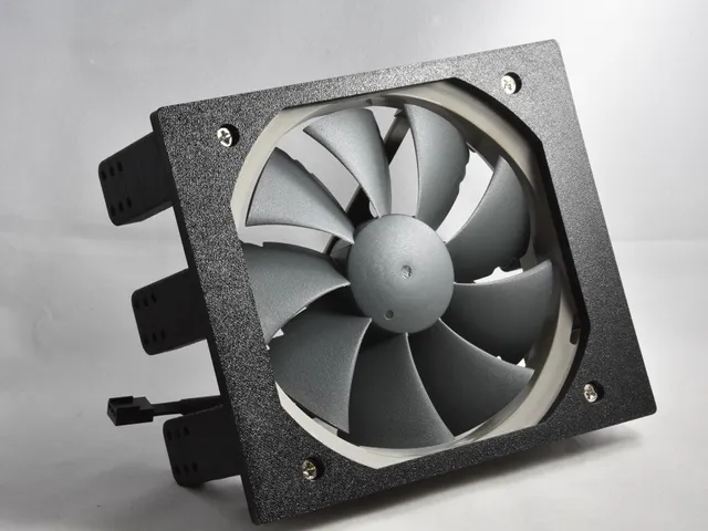 120mm Fan Bracket for PC 5.25 inch bays