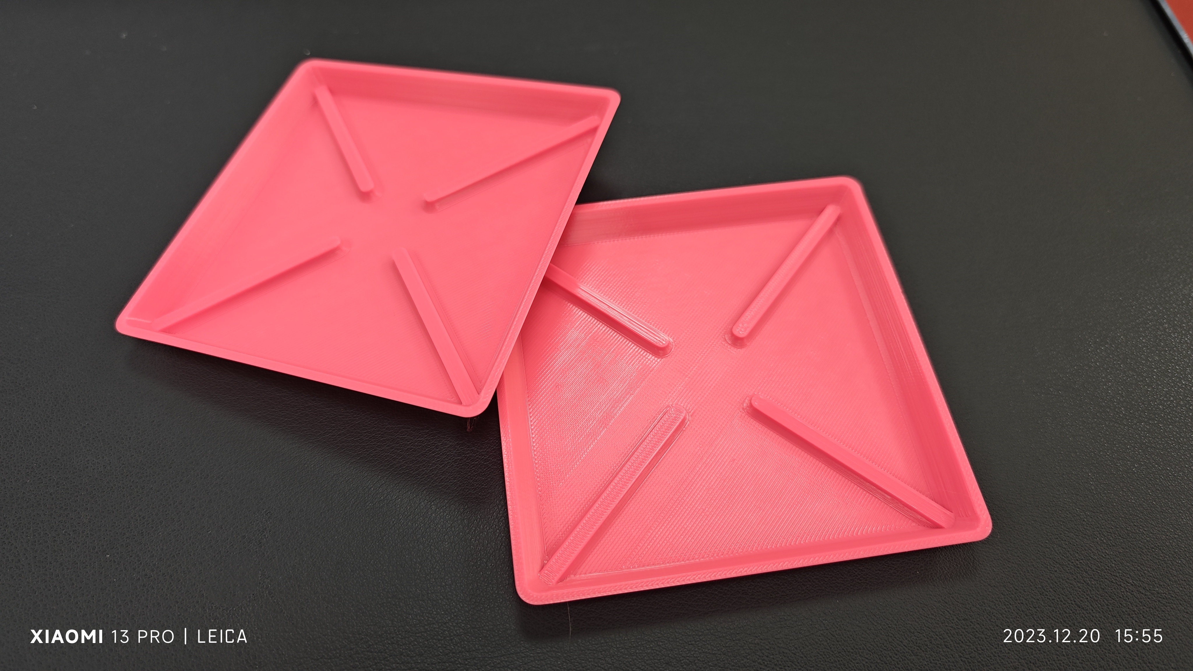 方形透气花盆托盘 Square breathable flower pot tray