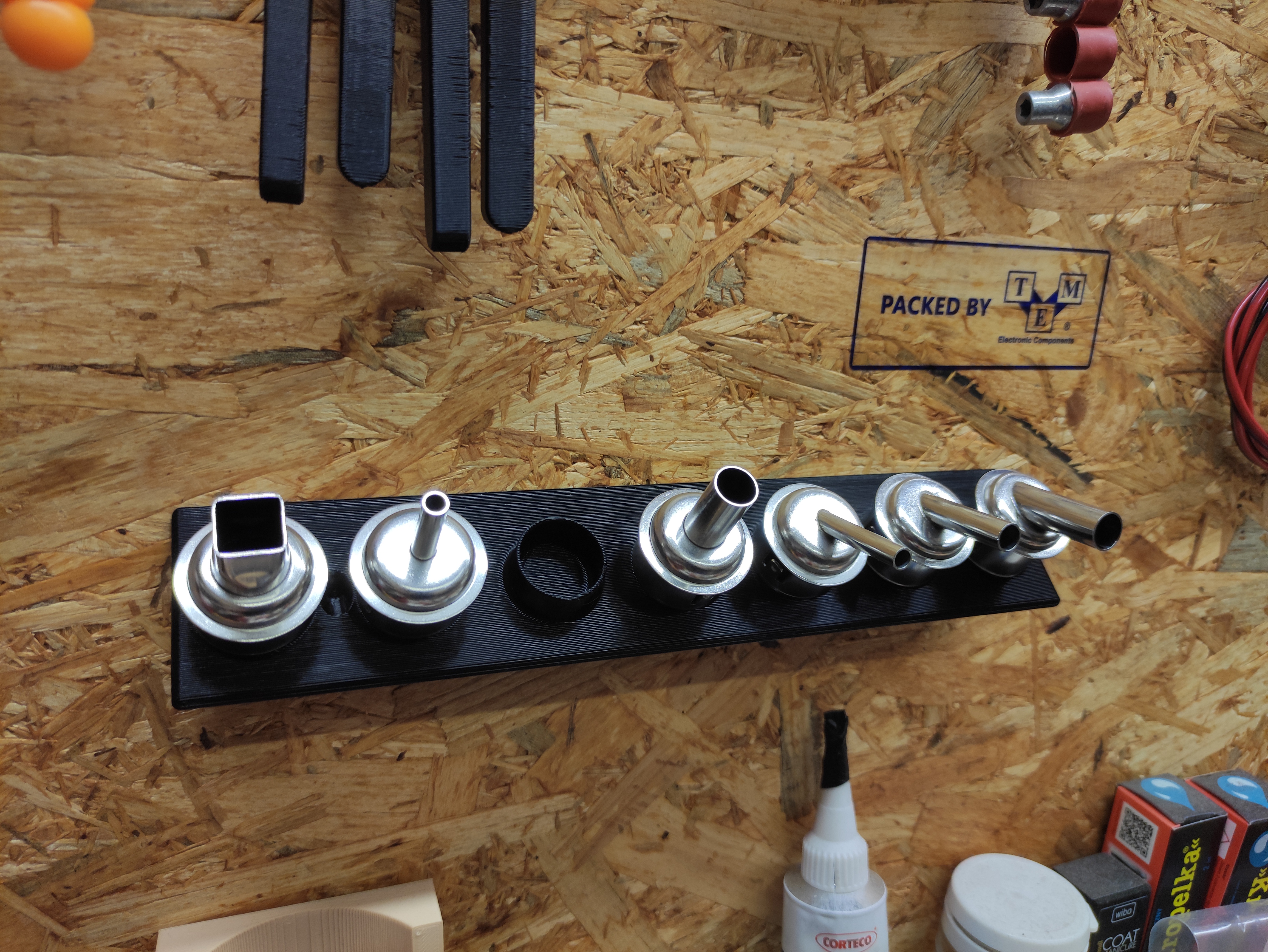 Wall mounted hotair nozzle holder (Yihua 993DM IV)