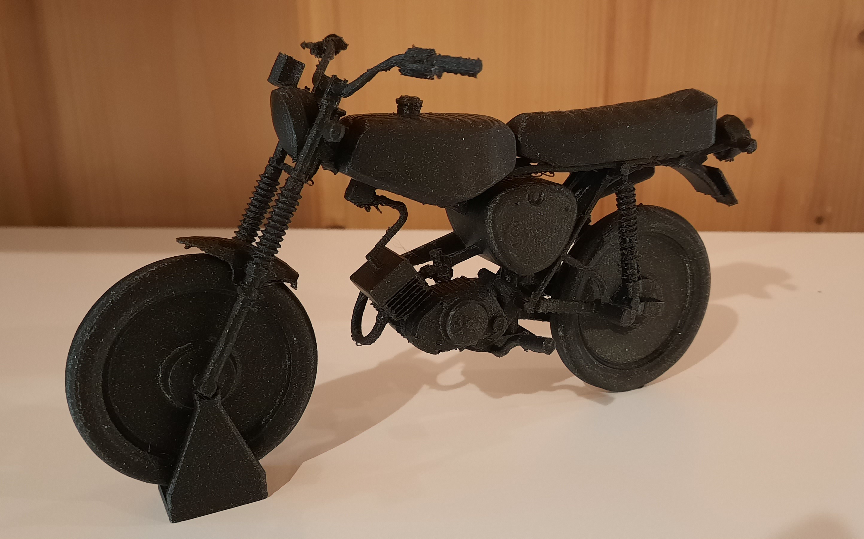 STL file 1980 Simson S51 🏍️・Model to download and 3D print・Cults
