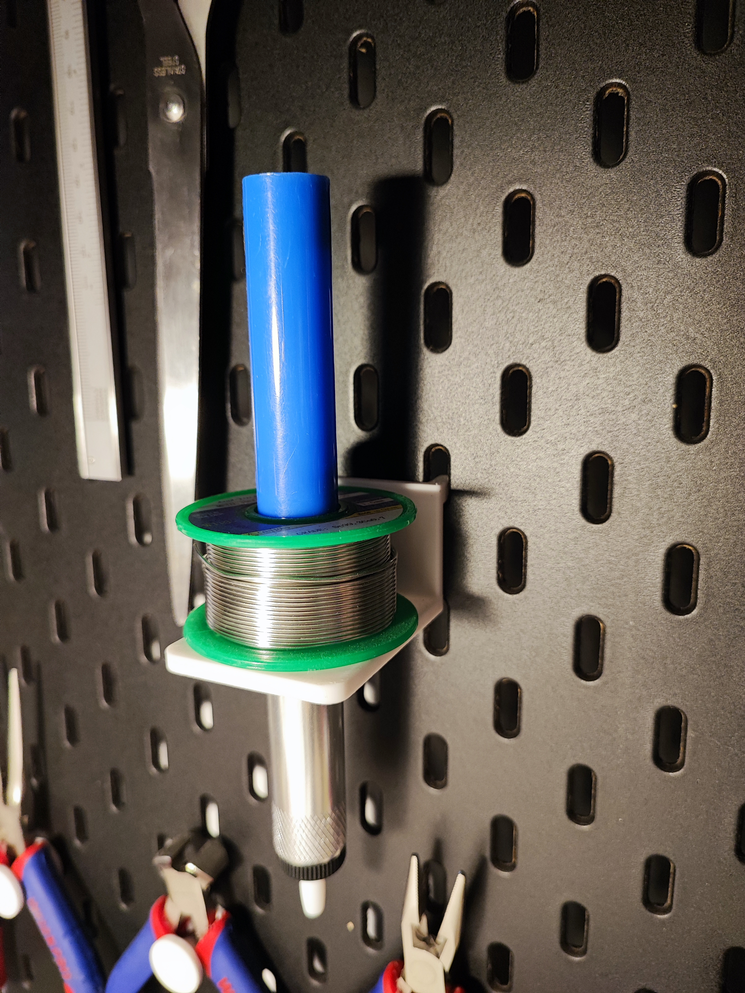 Skadis Desoldering pump & solder