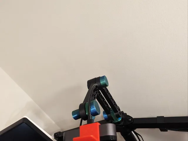 Pole mount for articulating arm
