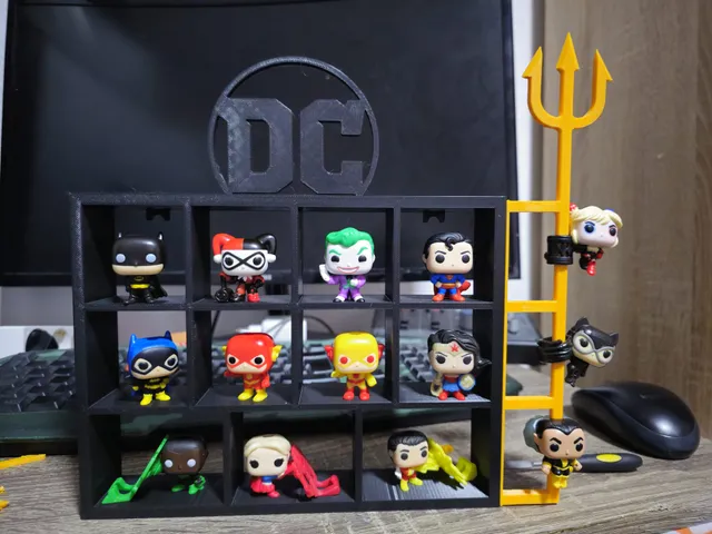 DC Shelf for Kinderjoy Funko Pop