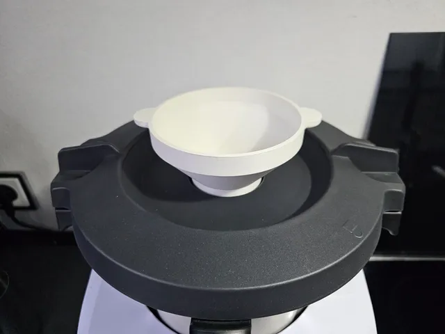 Monsieur Cuisine Smart Trichter