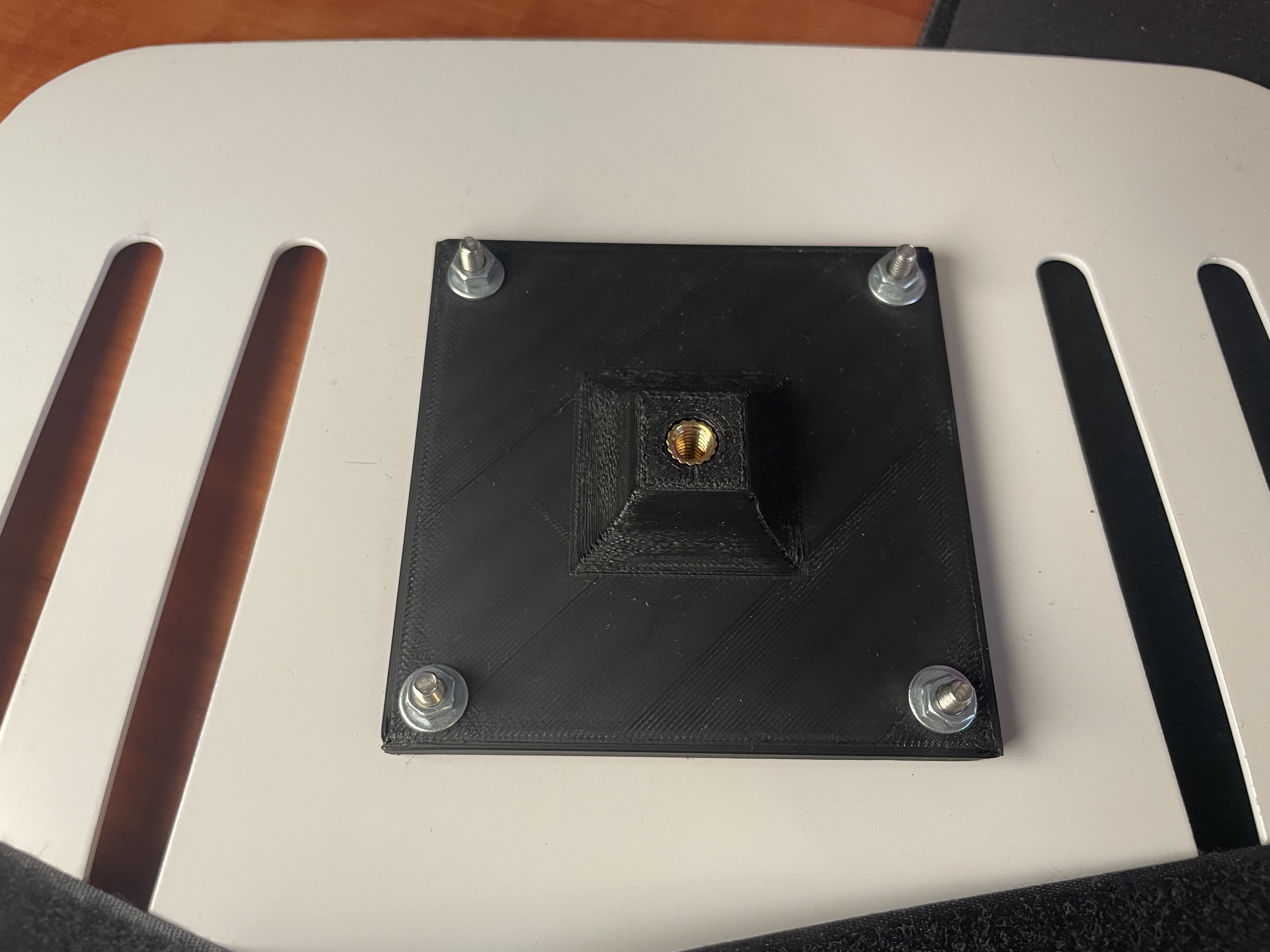 Vesa Mount 75mm 1/4"