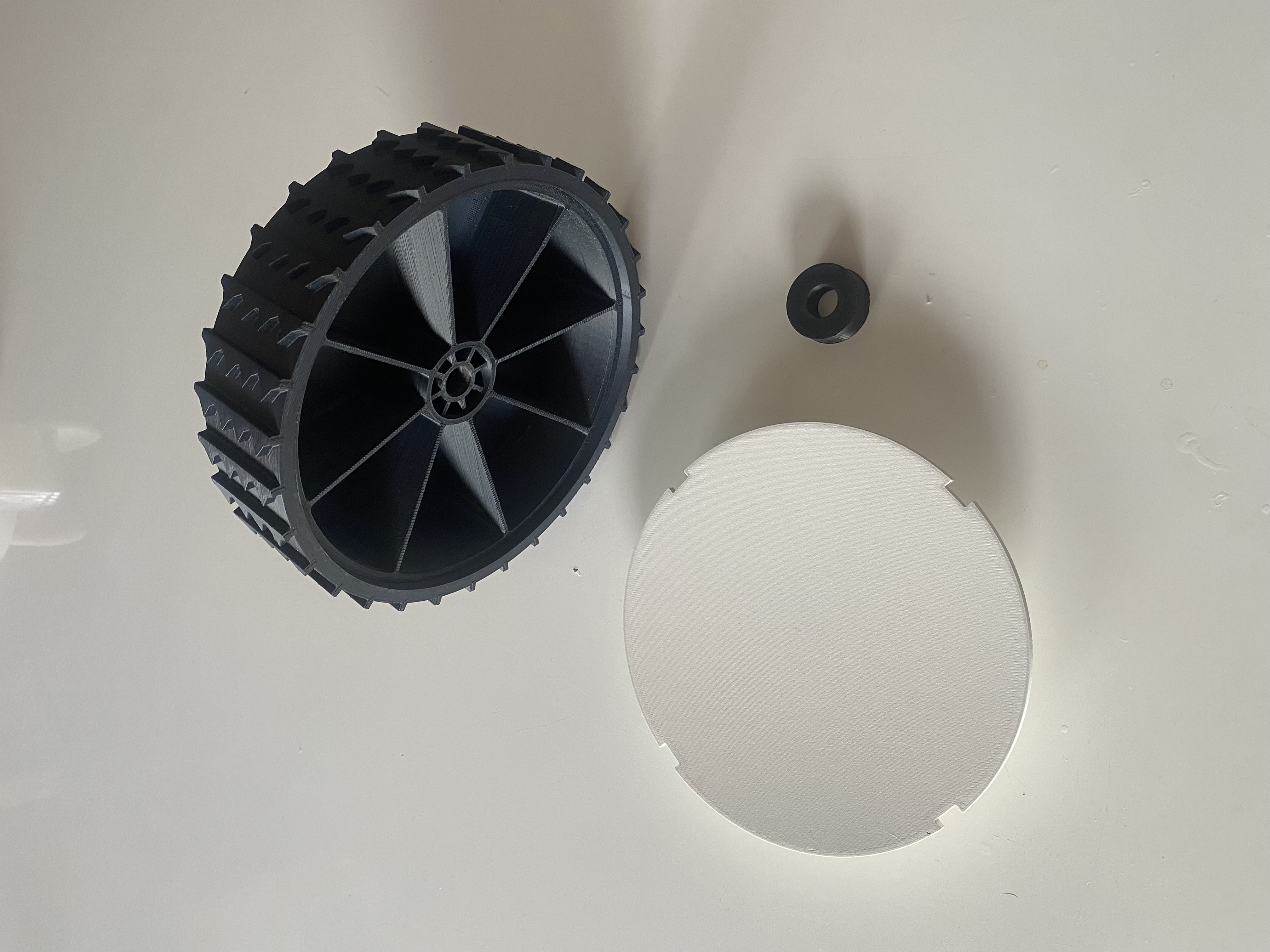 Lawnmower wheel — thumbnail 6