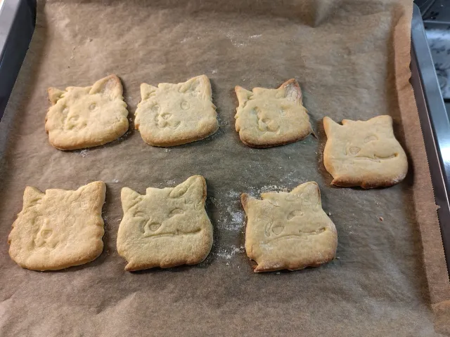 Blobfox cookie cutters