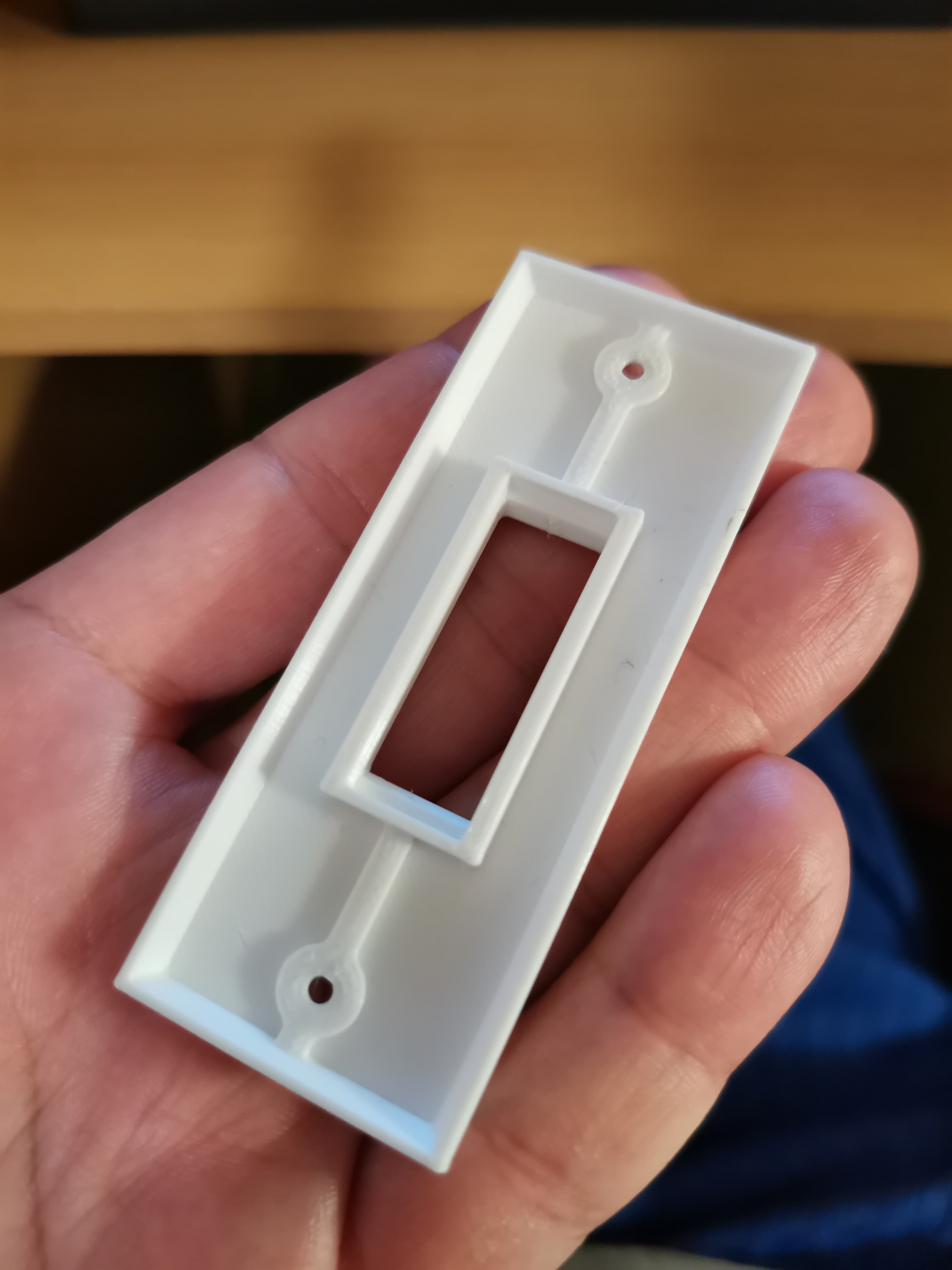 Miniatura 2 do modelo 3D Switch for metal linings
