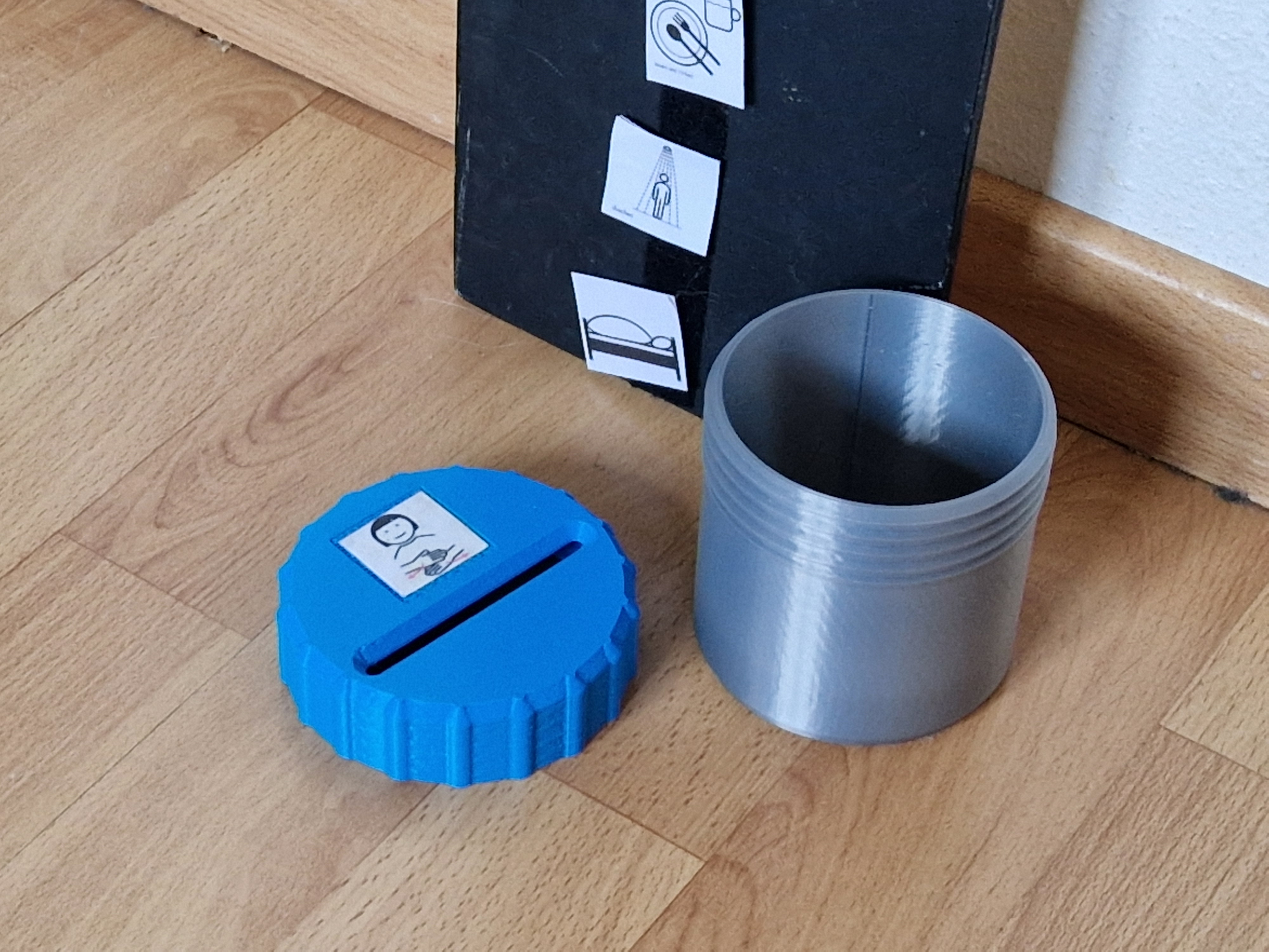 TEACCH "Finished" Box — thumbnail 2