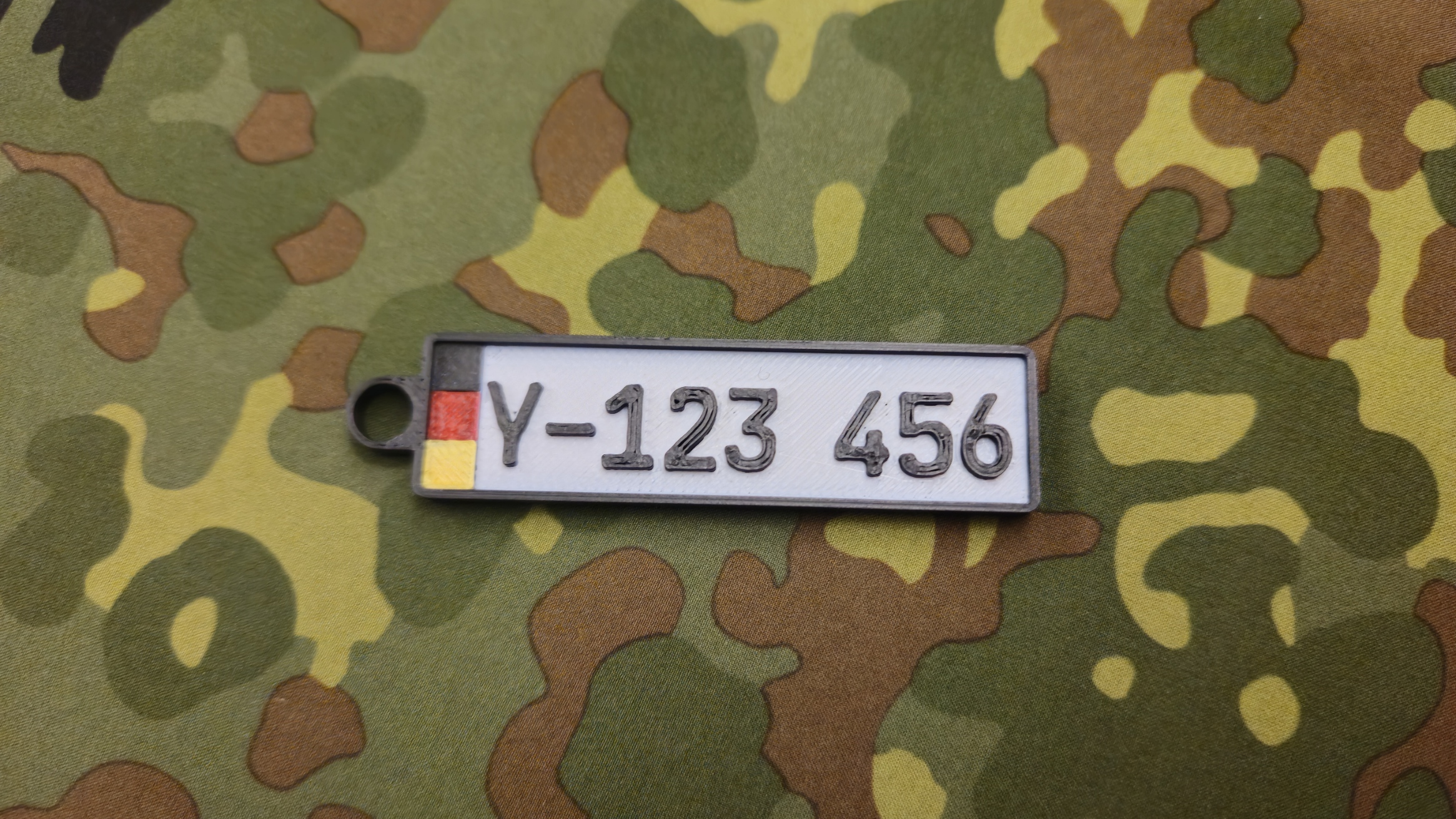German Military / Bundeswehr Numberplate Keyring / Schlüsselanhänger