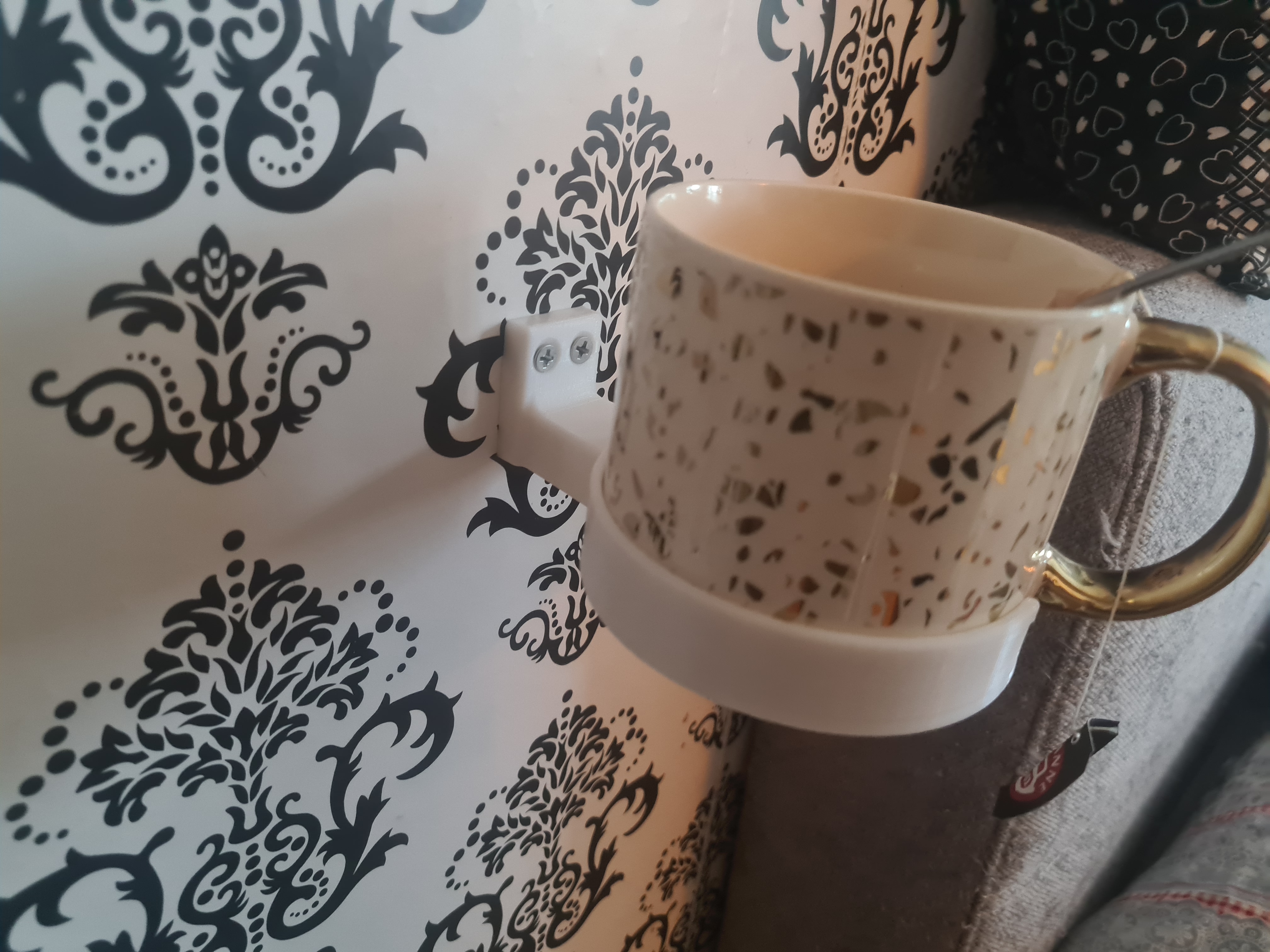 Mug Holder (Wall mounted)