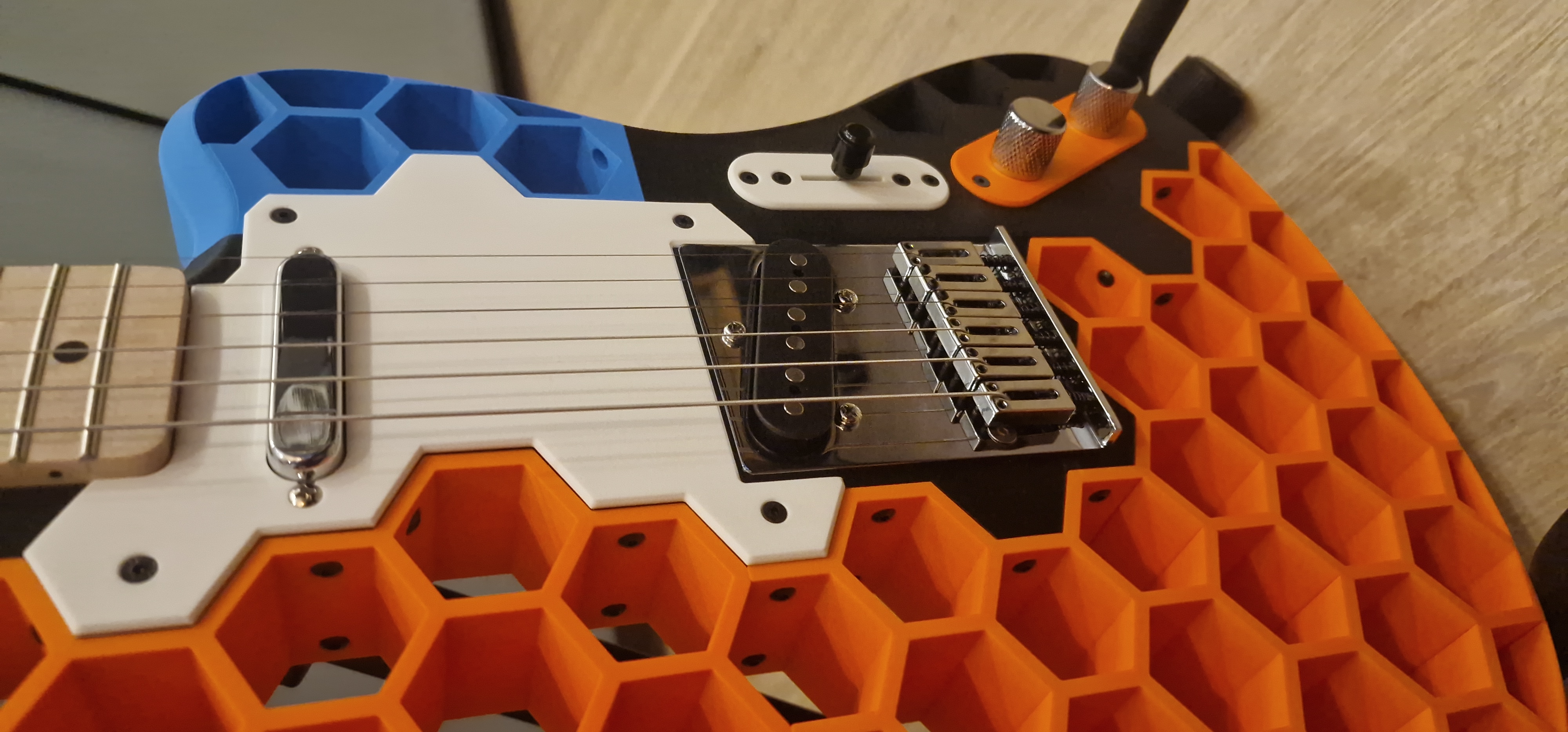Miniatura 3 do modelo 3D Printacaster - Squier Affinity Remix