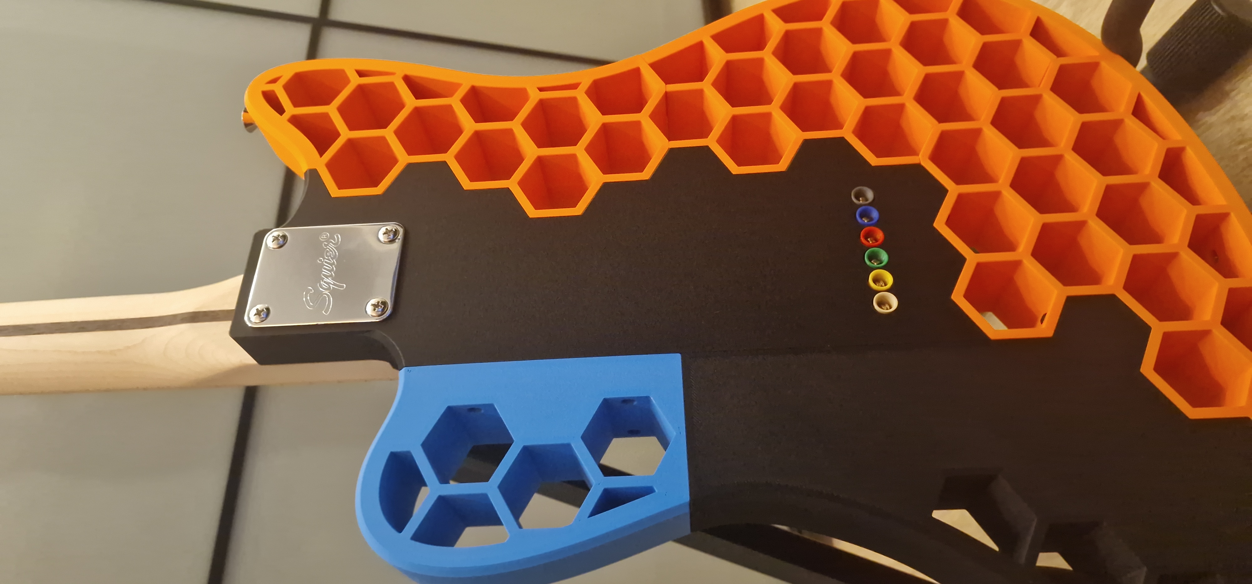 Miniatura 4 do modelo 3D Printacaster - Squier Affinity Remix