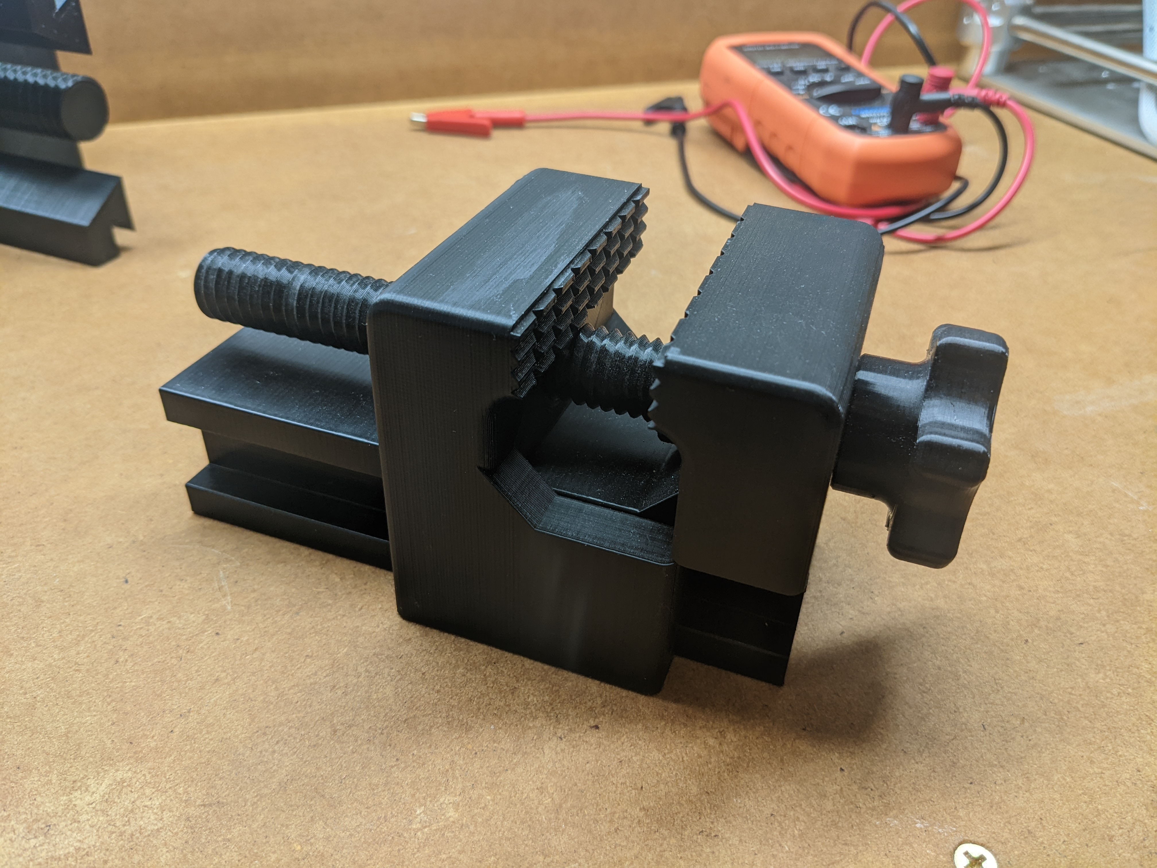 Miniatura 4 do modelo 3D Modular Vice