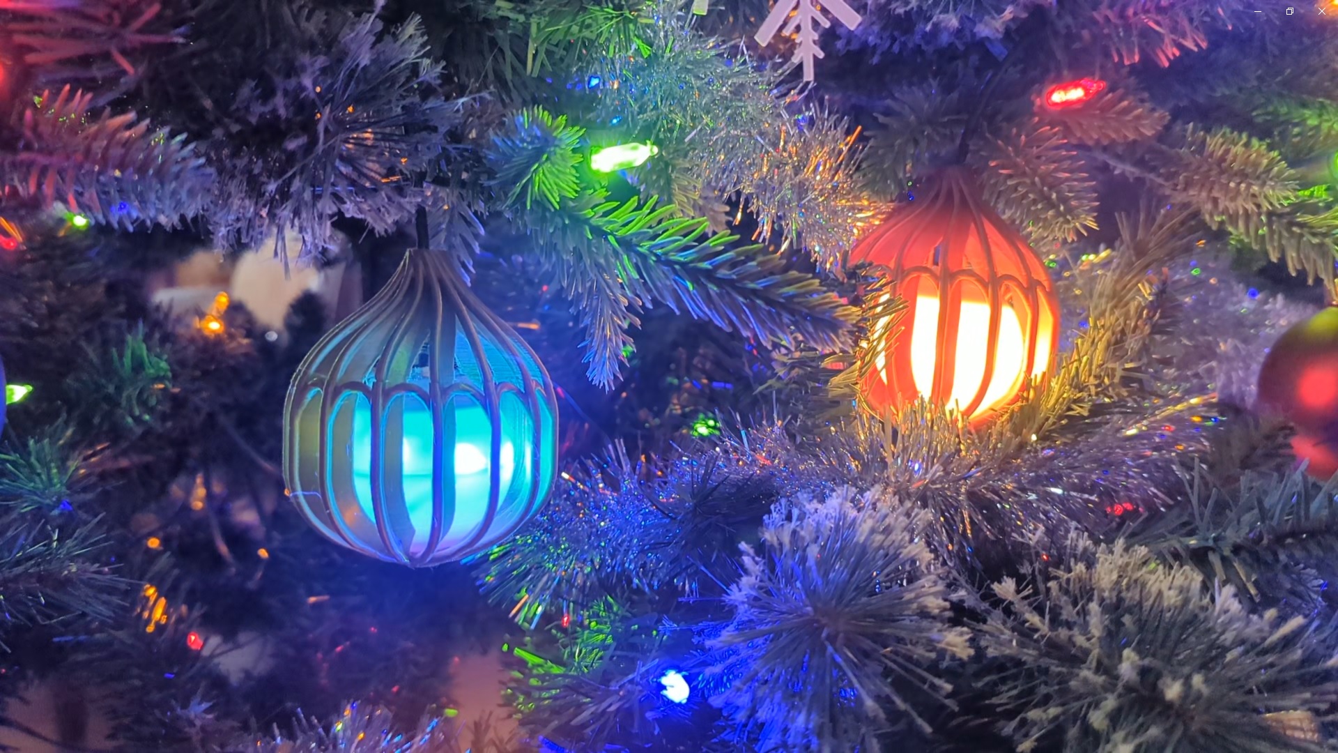 LED Christmas Balls