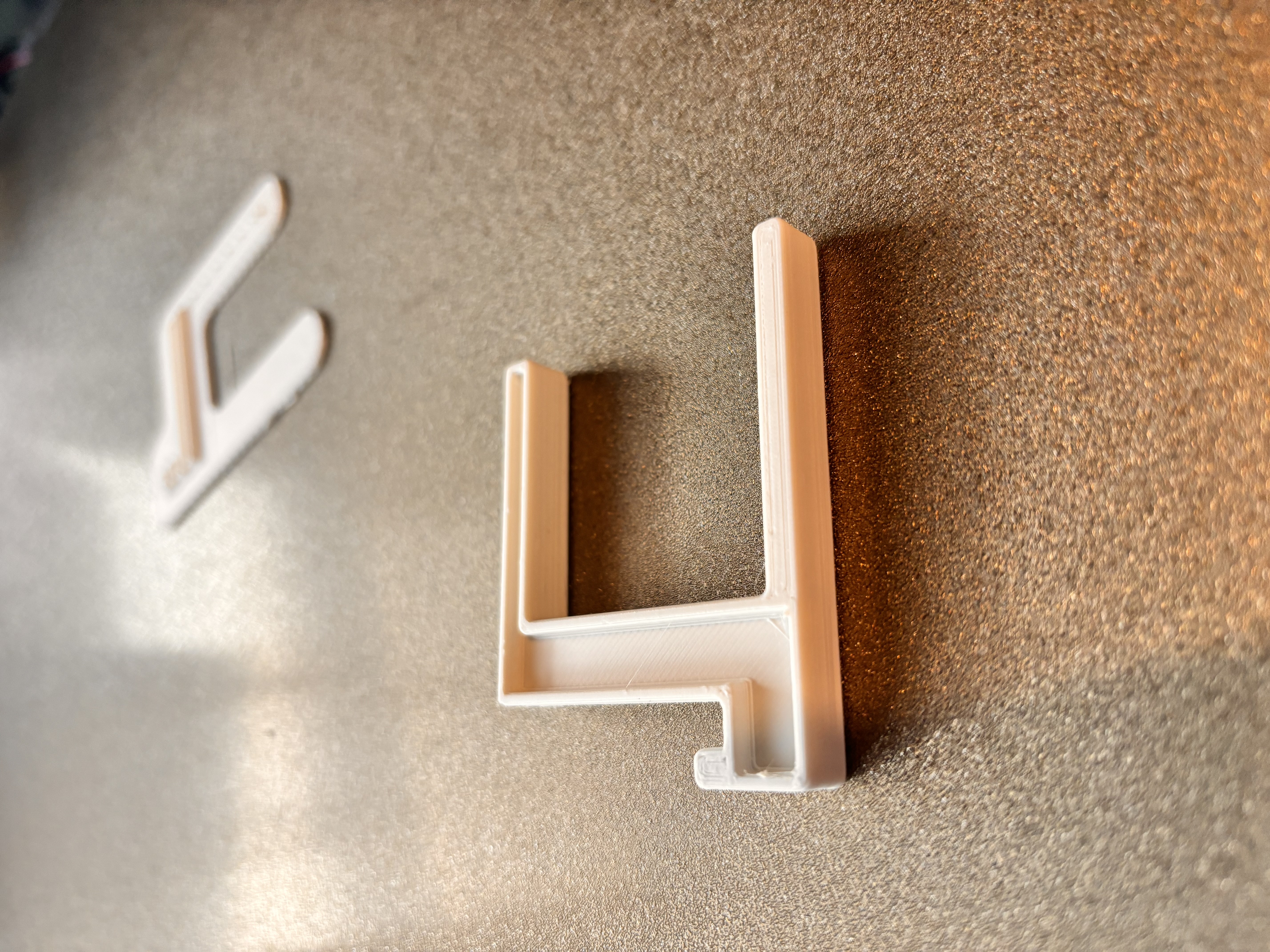 GET HOOKED!!! Simple Quick Desk Hook 35mm.