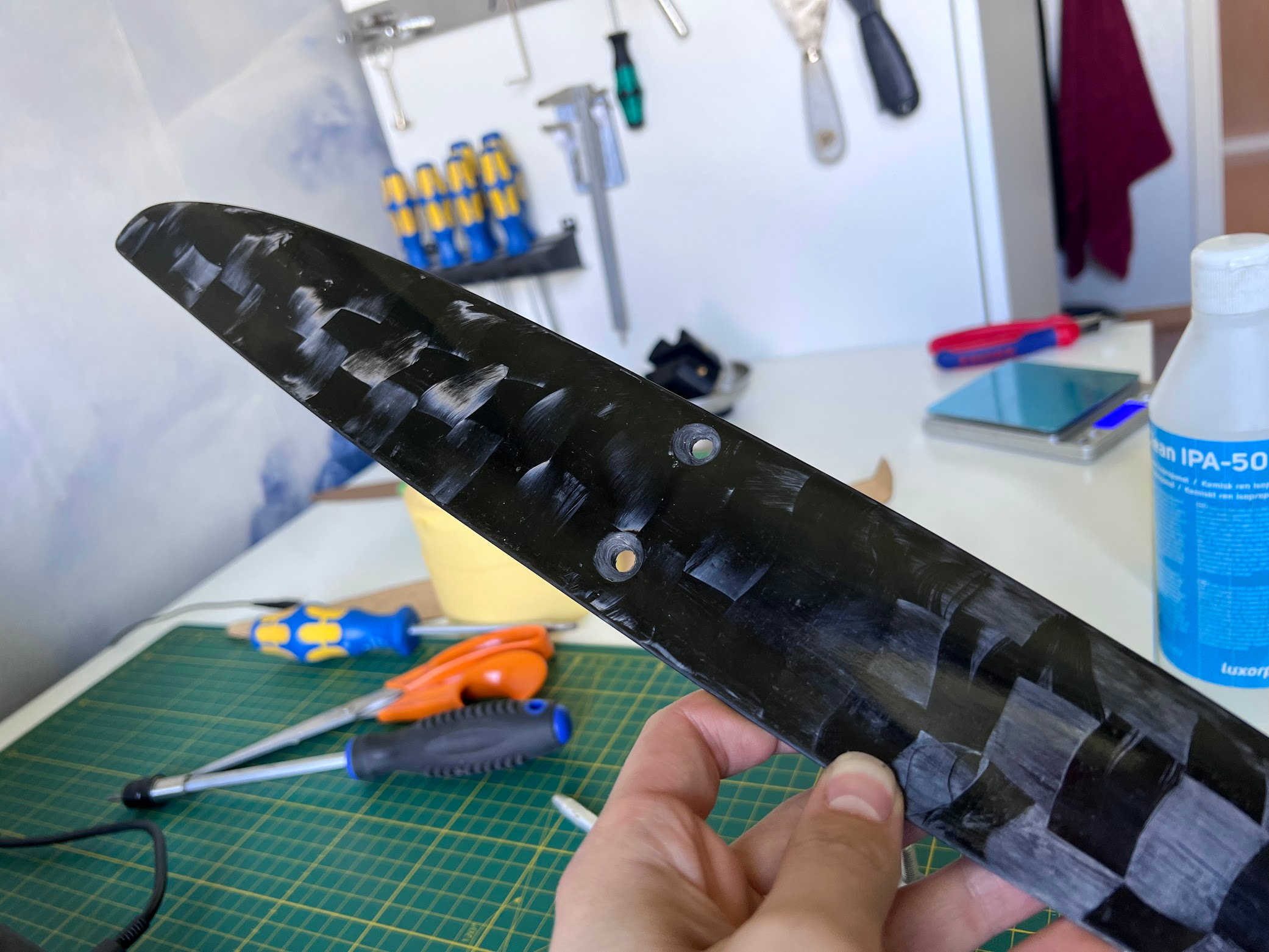 Hydrofoil stab compression mold — thumbnail 3