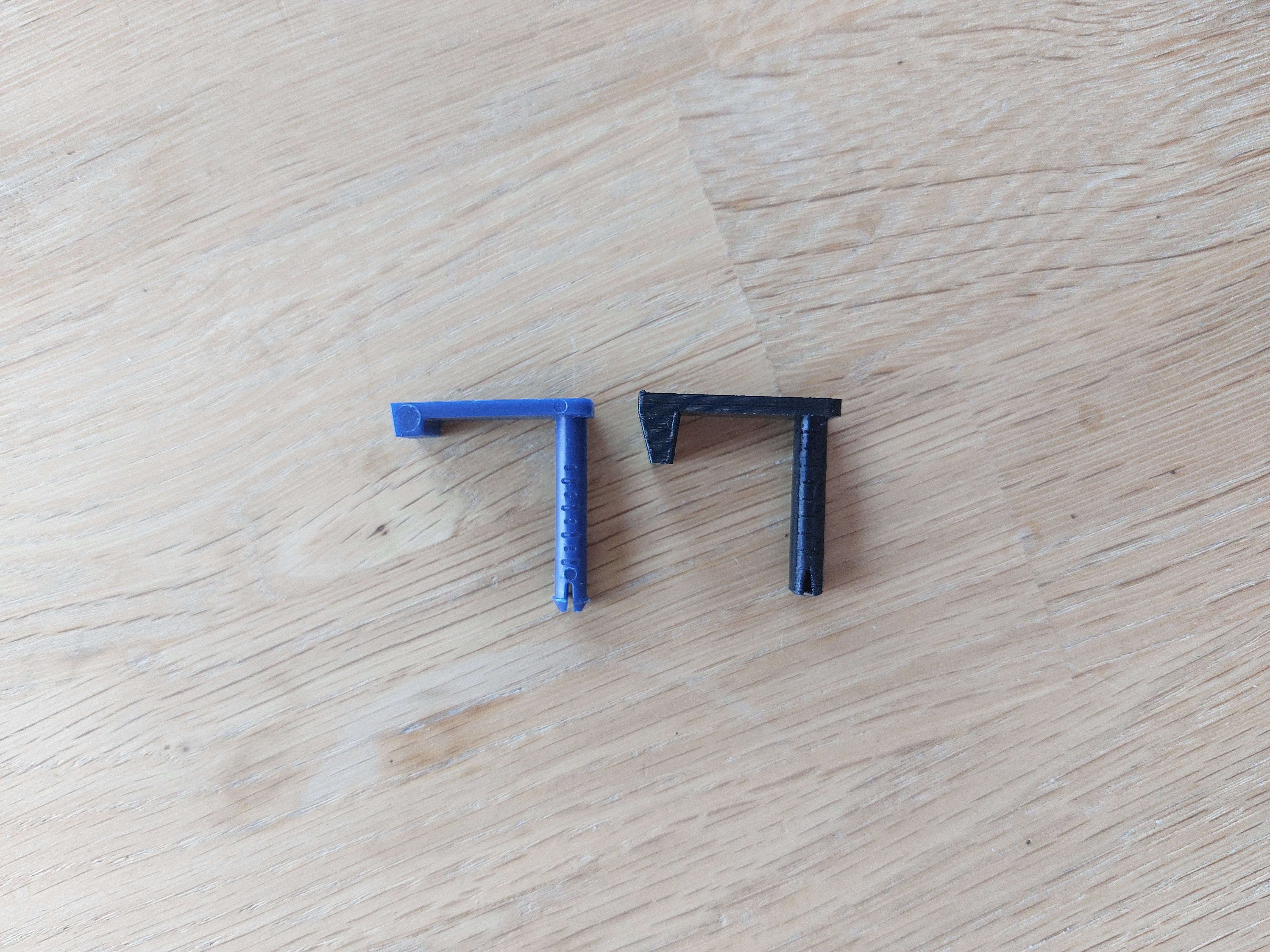 Miniatura 2 do modelo 3D Wire stripper adjustable stop