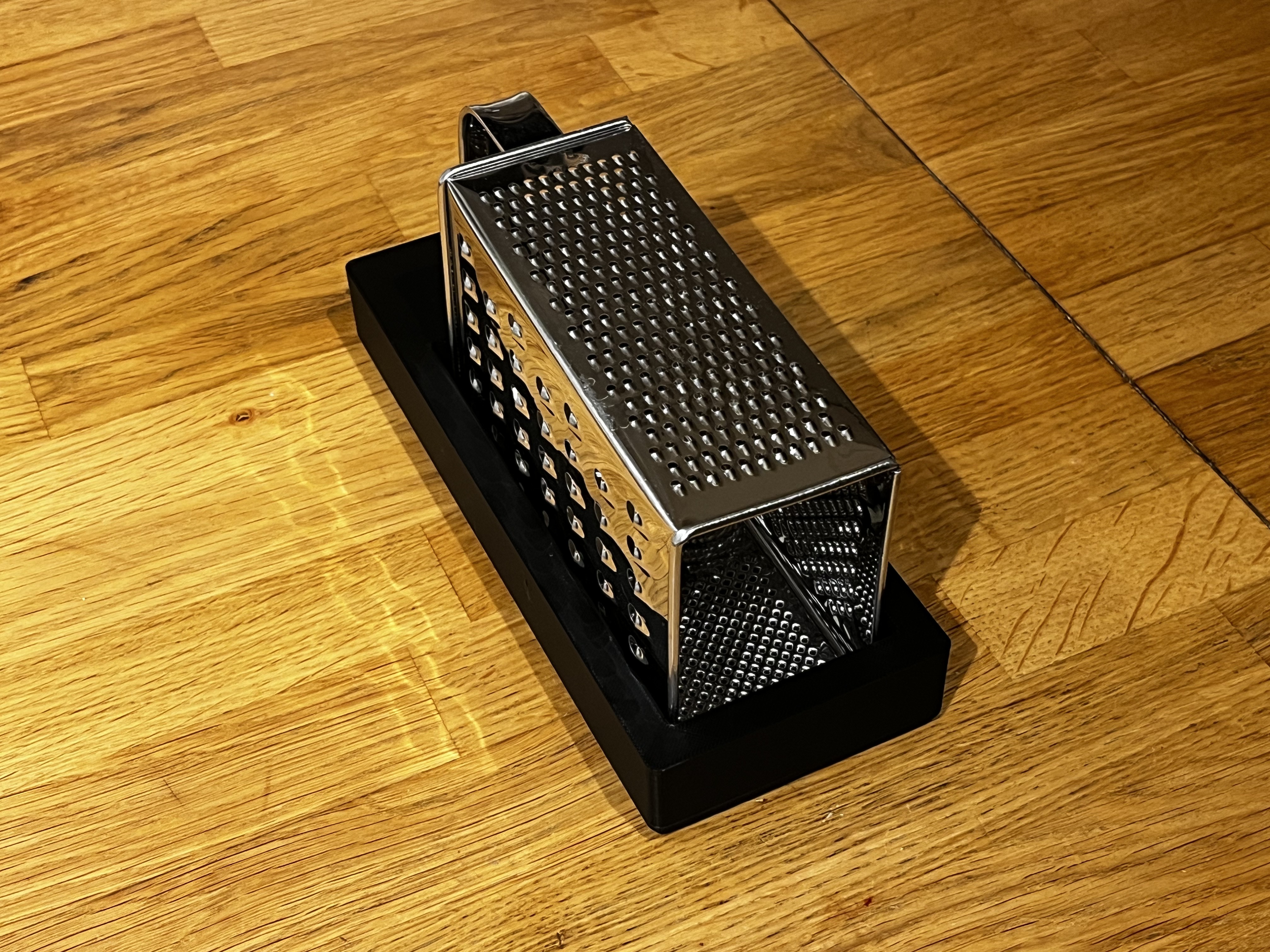 Gridfinity holder for grater