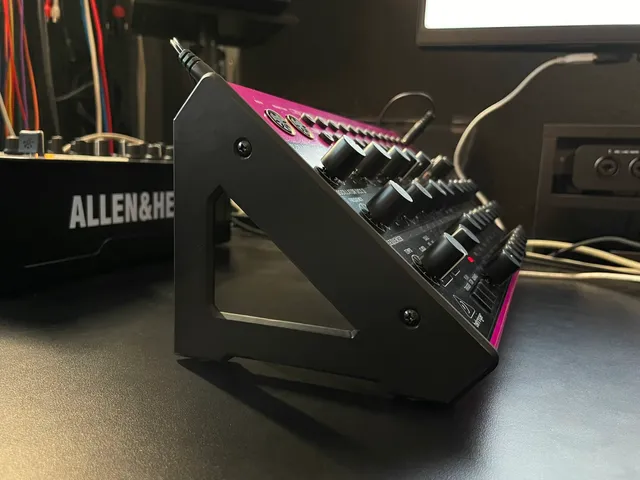 DESKTOP STAND FOR BEHRINGER EDGE/SPICE/CRAVE/GRIND (SCREW MOUNTED)