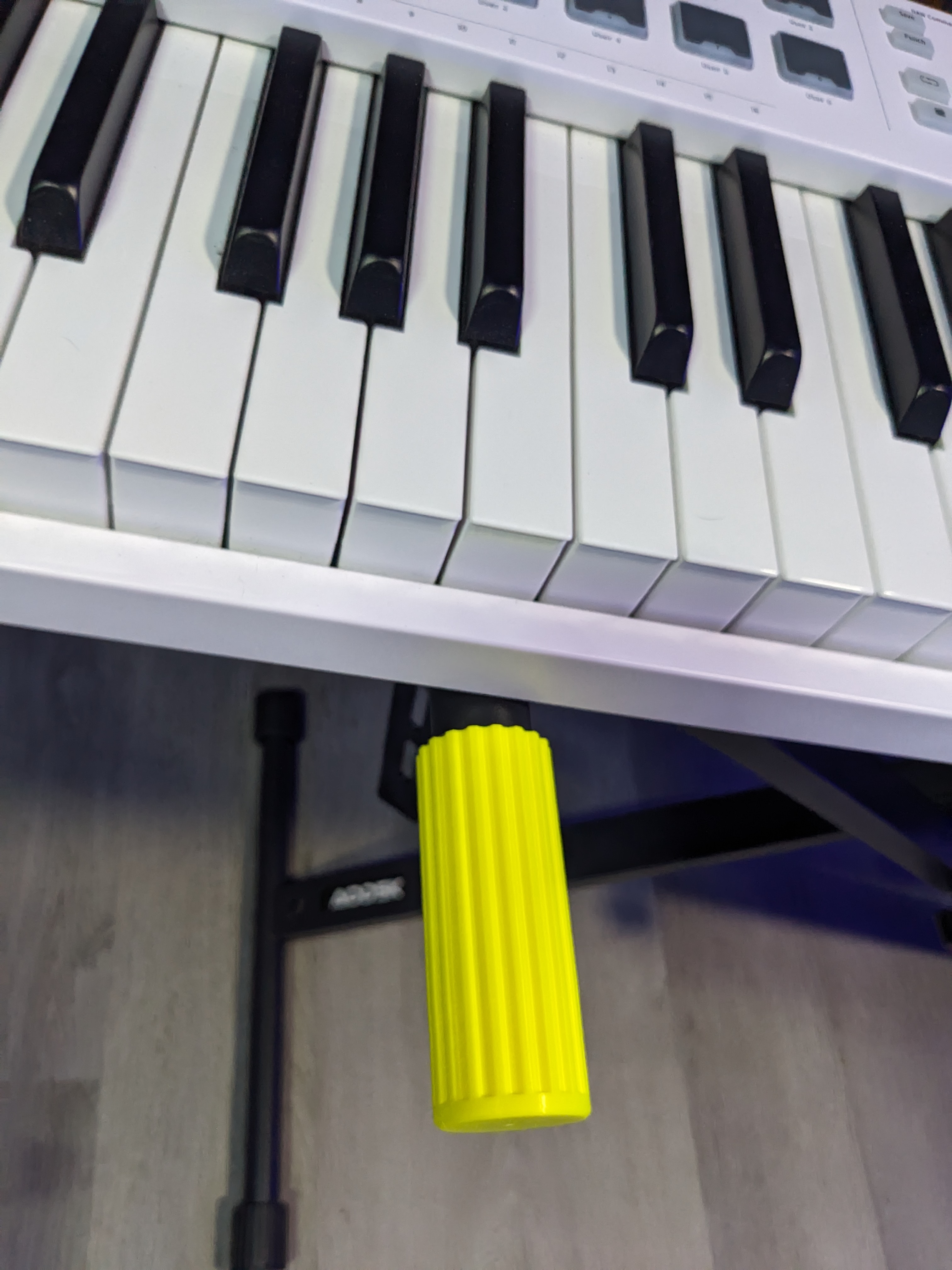 Keyboard piano Stand End Cap