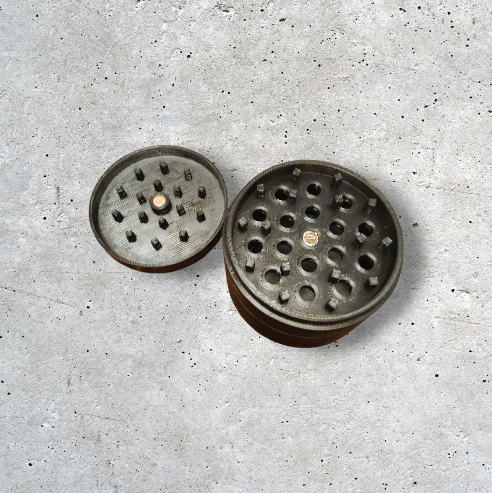 Magnetic Herb Grinder with Printable Kief Catcher