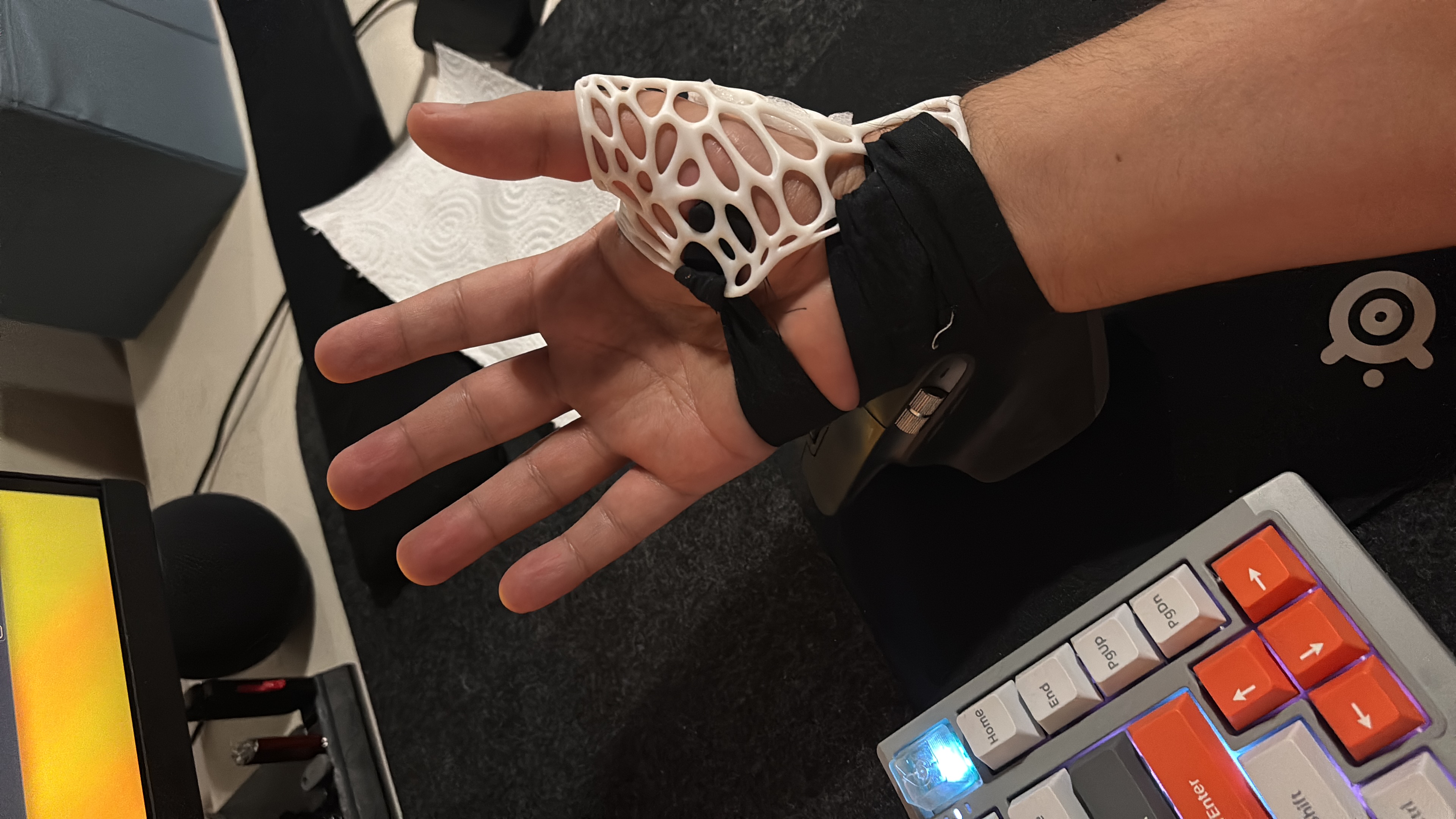 Hand thumb cast