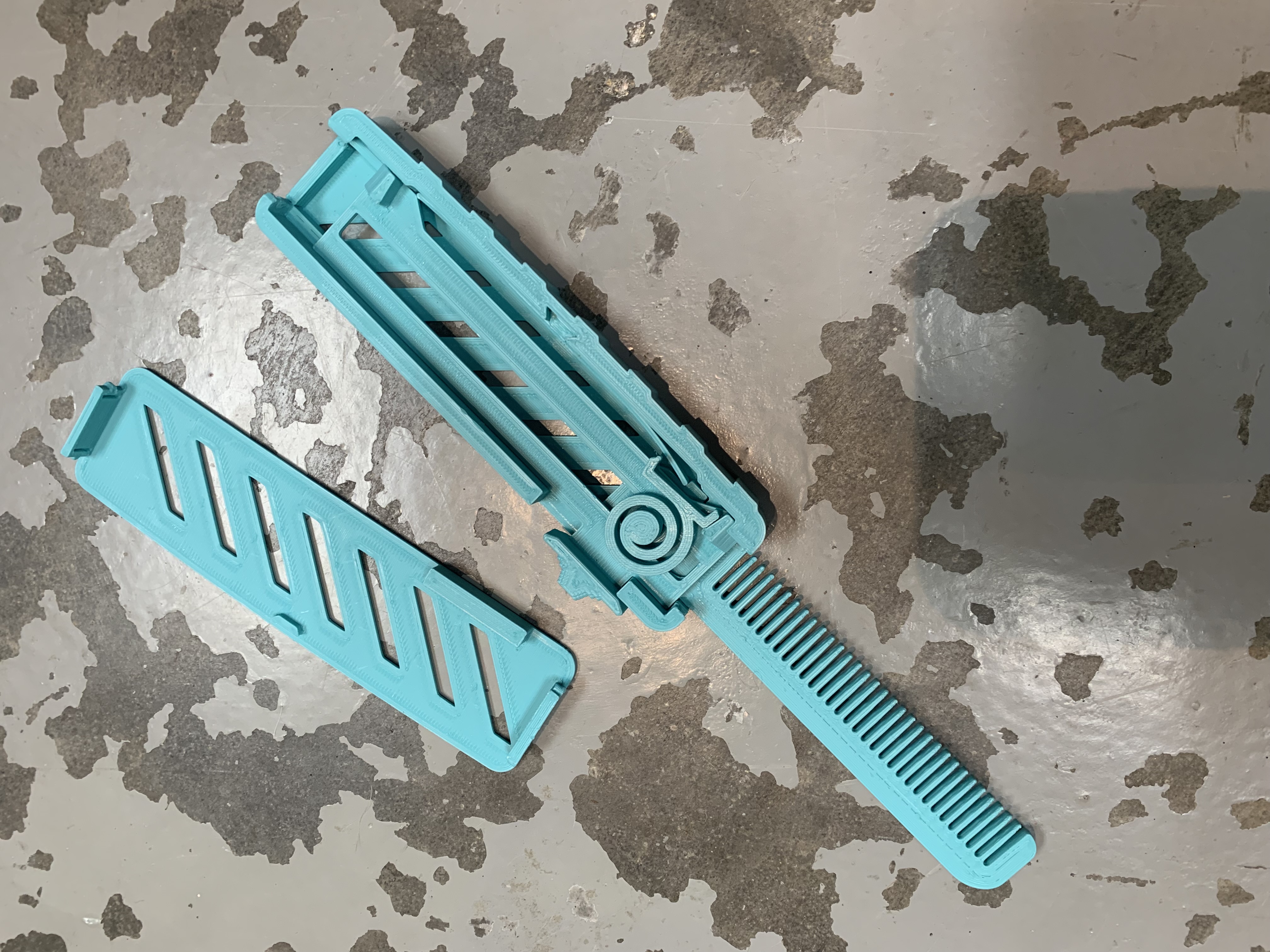 Comb Blade with more durable spring attachment for no rubberband OTF