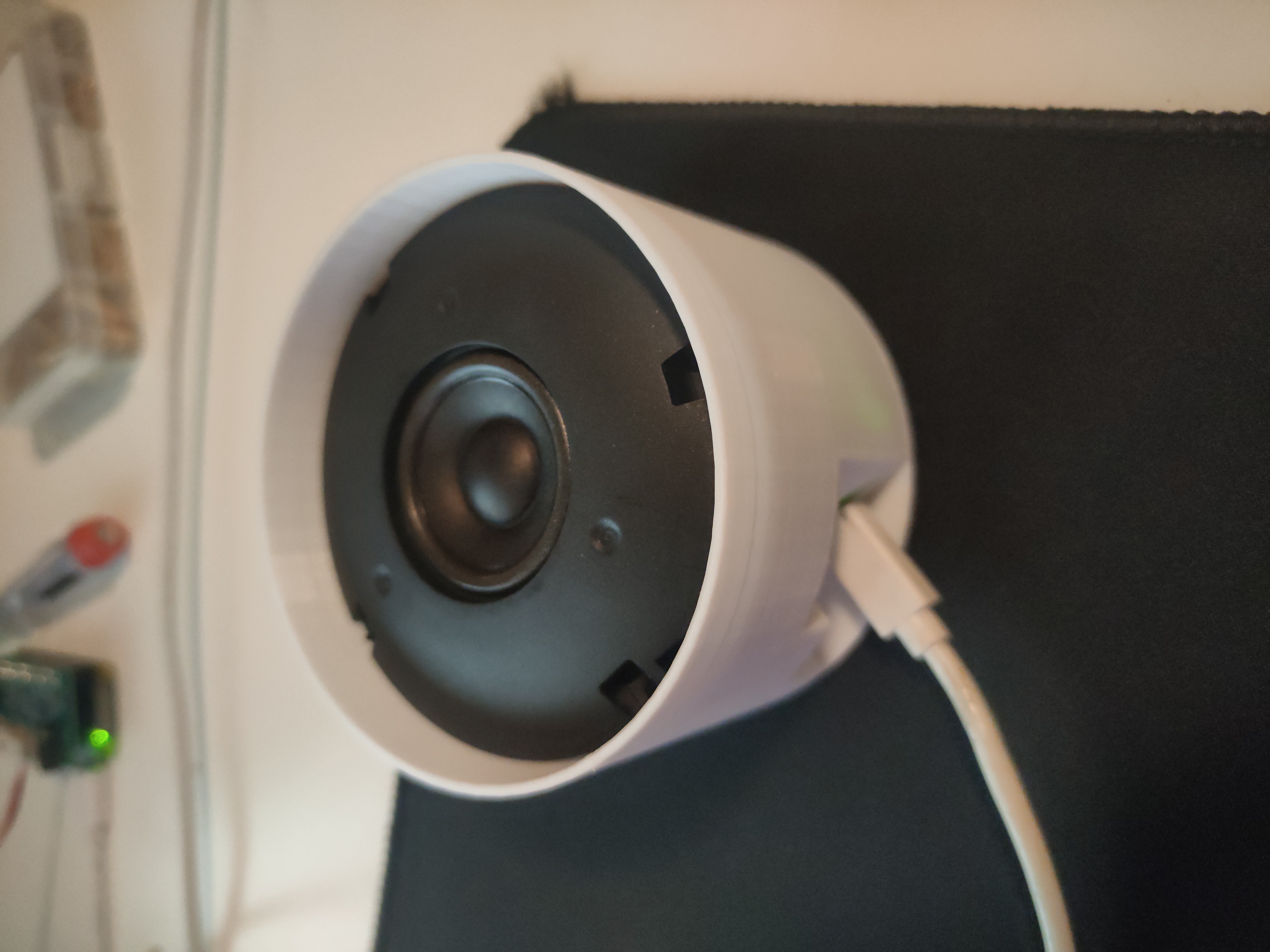 Google Home Mini Speaker + Raspberry Pi Zero + Seeed Mic Pi HAT Case