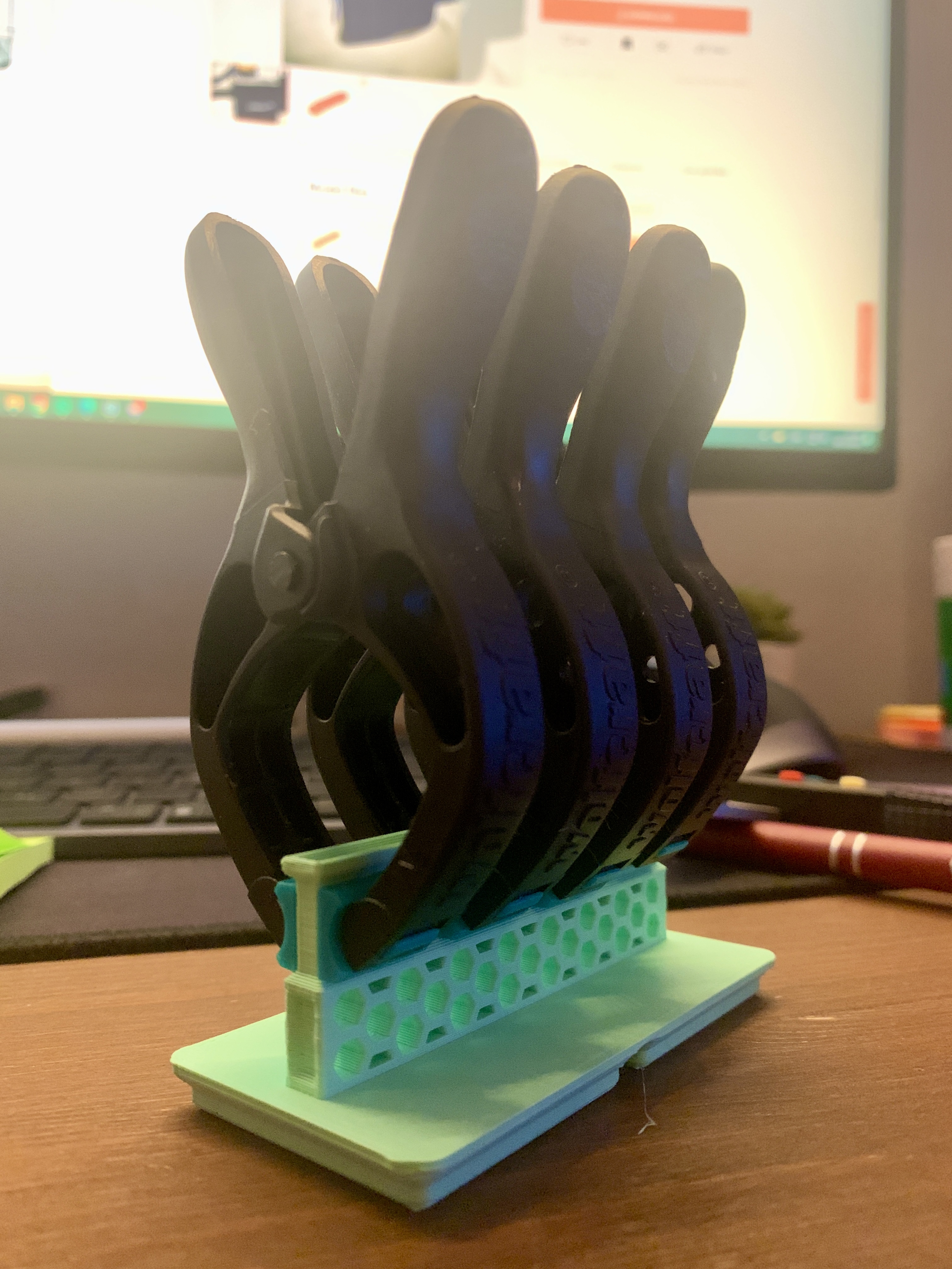 UPDATED! Gridfinity Clamp Rack 3D model thumbnail