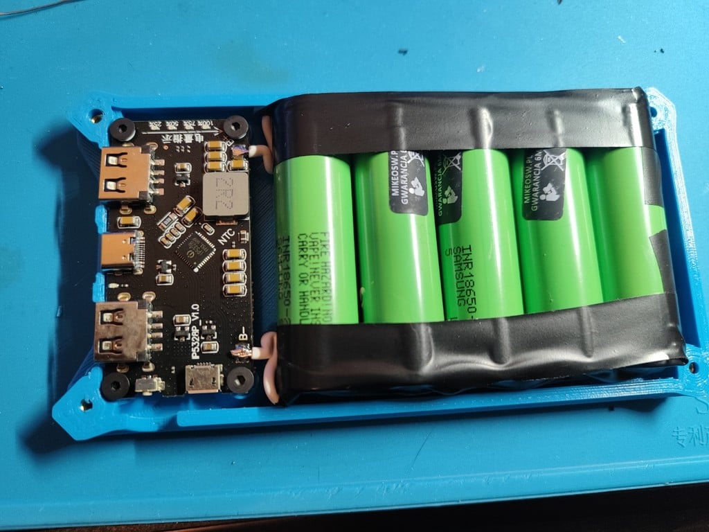 IP5328P Power Bank module case (5x 18650 cell) by michal00ss Download