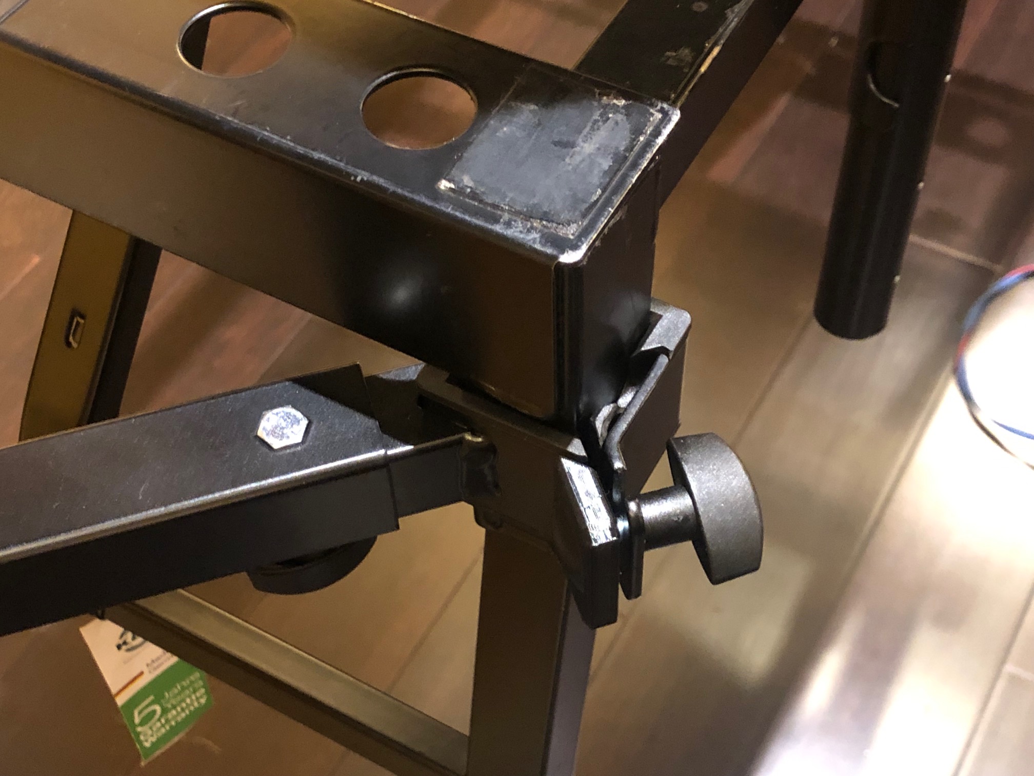 K&M keyboard stand clamp bolt retainer by jrsone Download free STL