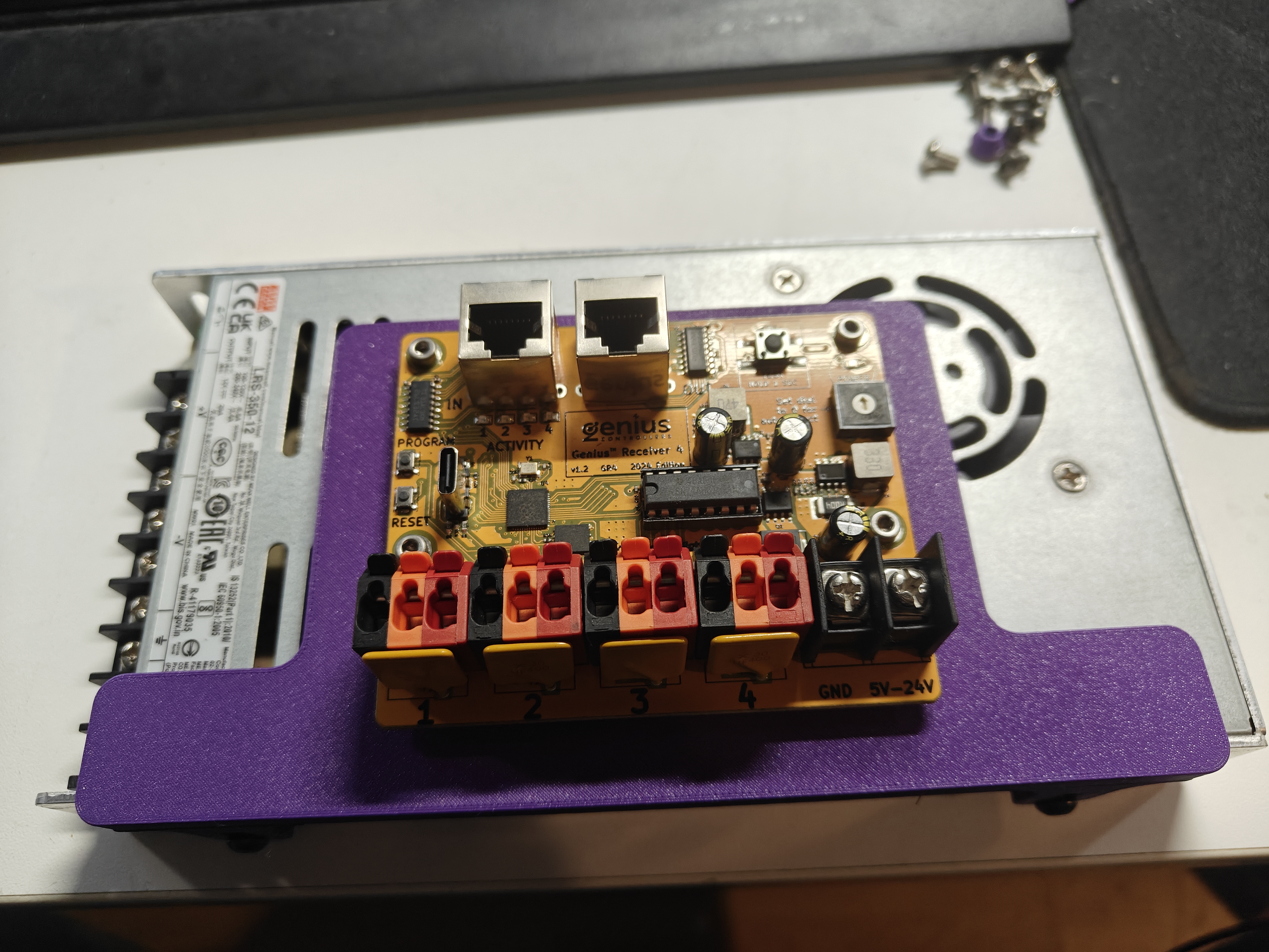 Genius 4 port receiver (2024) meanwell mount