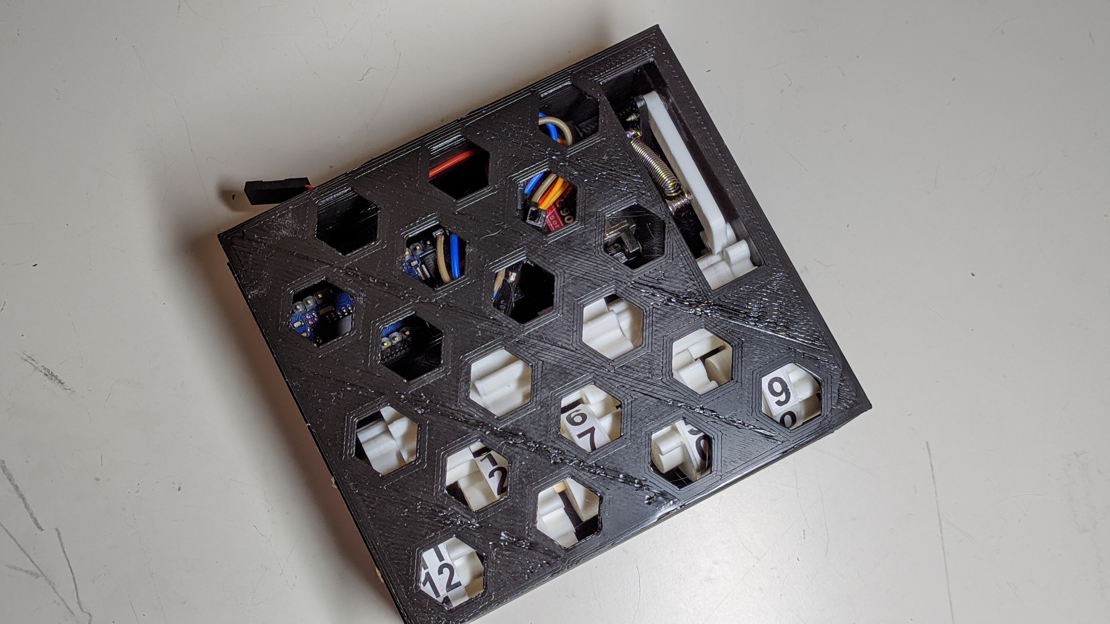Miniatura 3 do modelo 3D The Mechanical Dial Clock
