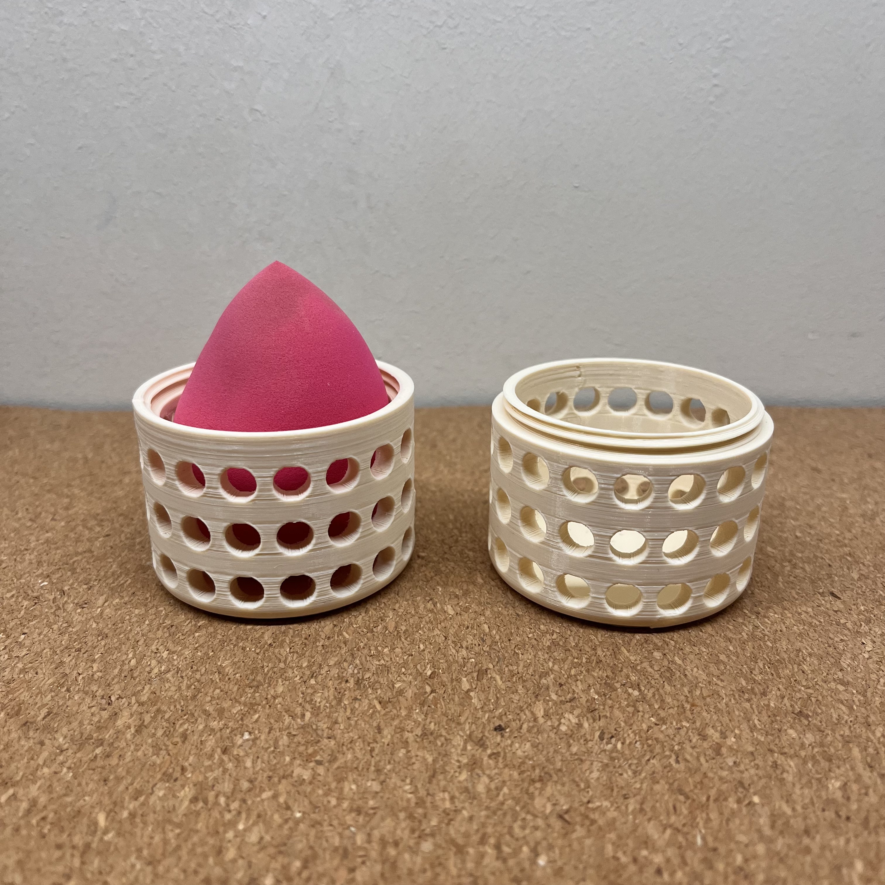 Beauty blender case