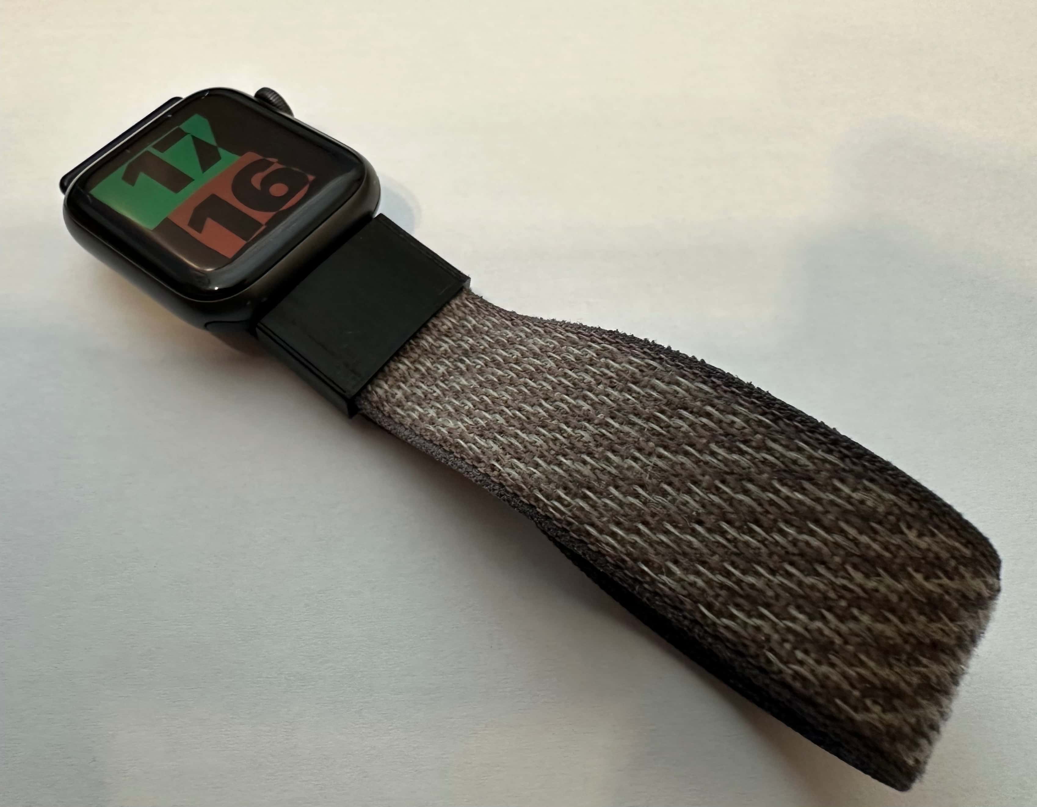 Apple Watch wristband attachment with space for Micro SD card by Stevie