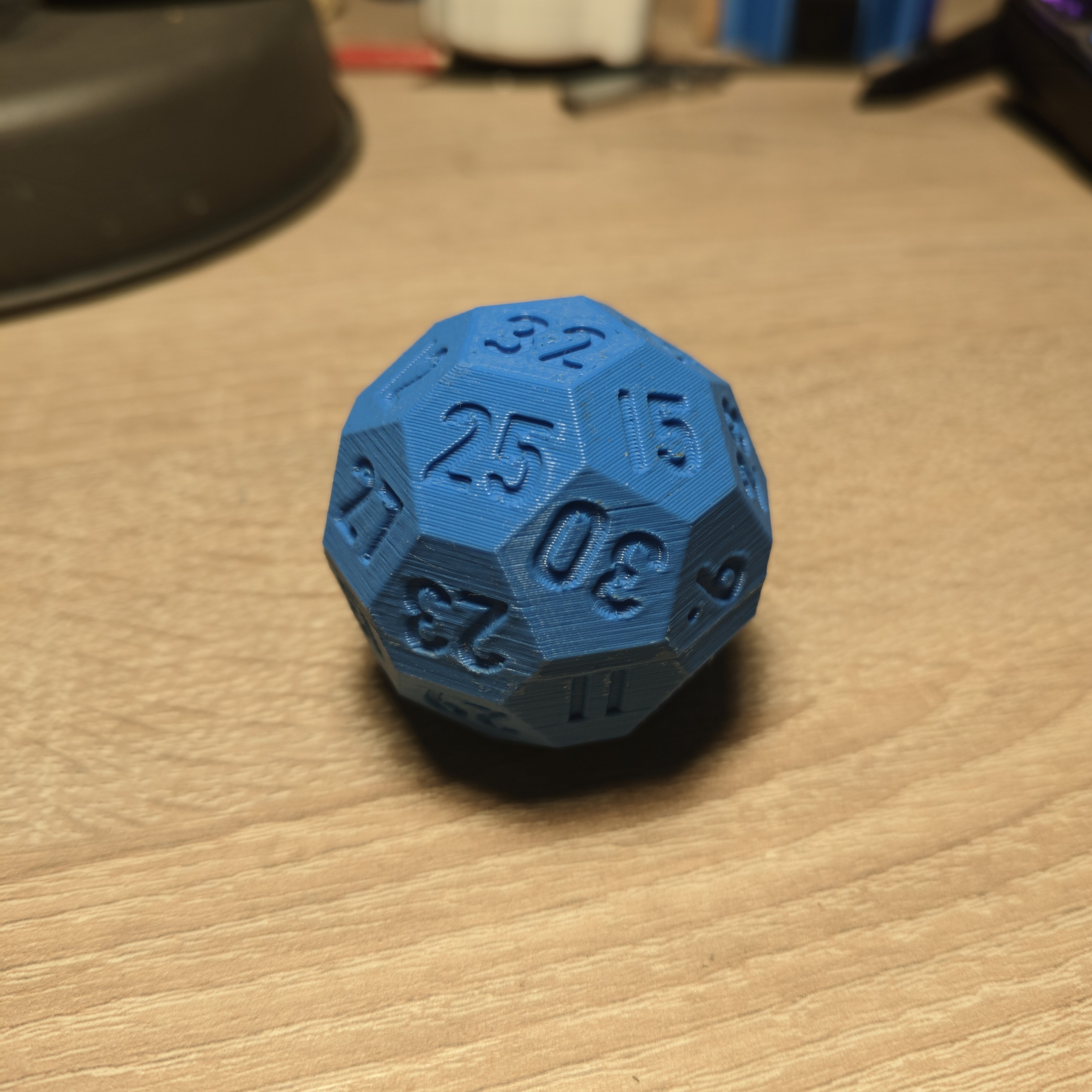 D32 dice