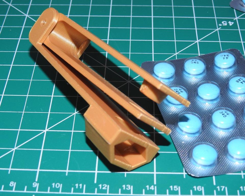 Pill Puncher 2 Generator (OpenSCAD)