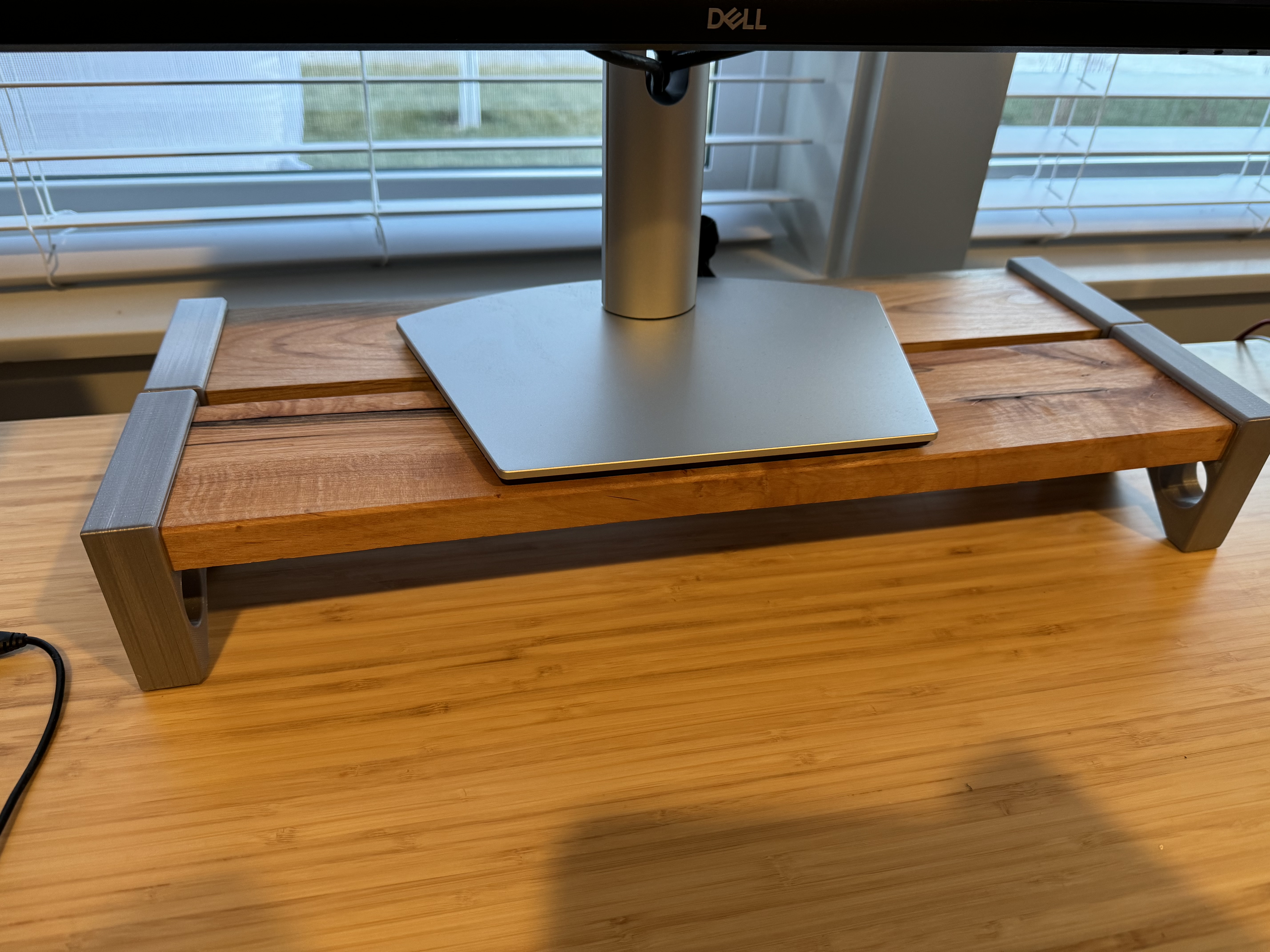 Monitor stand for 3.5 inch wide boards